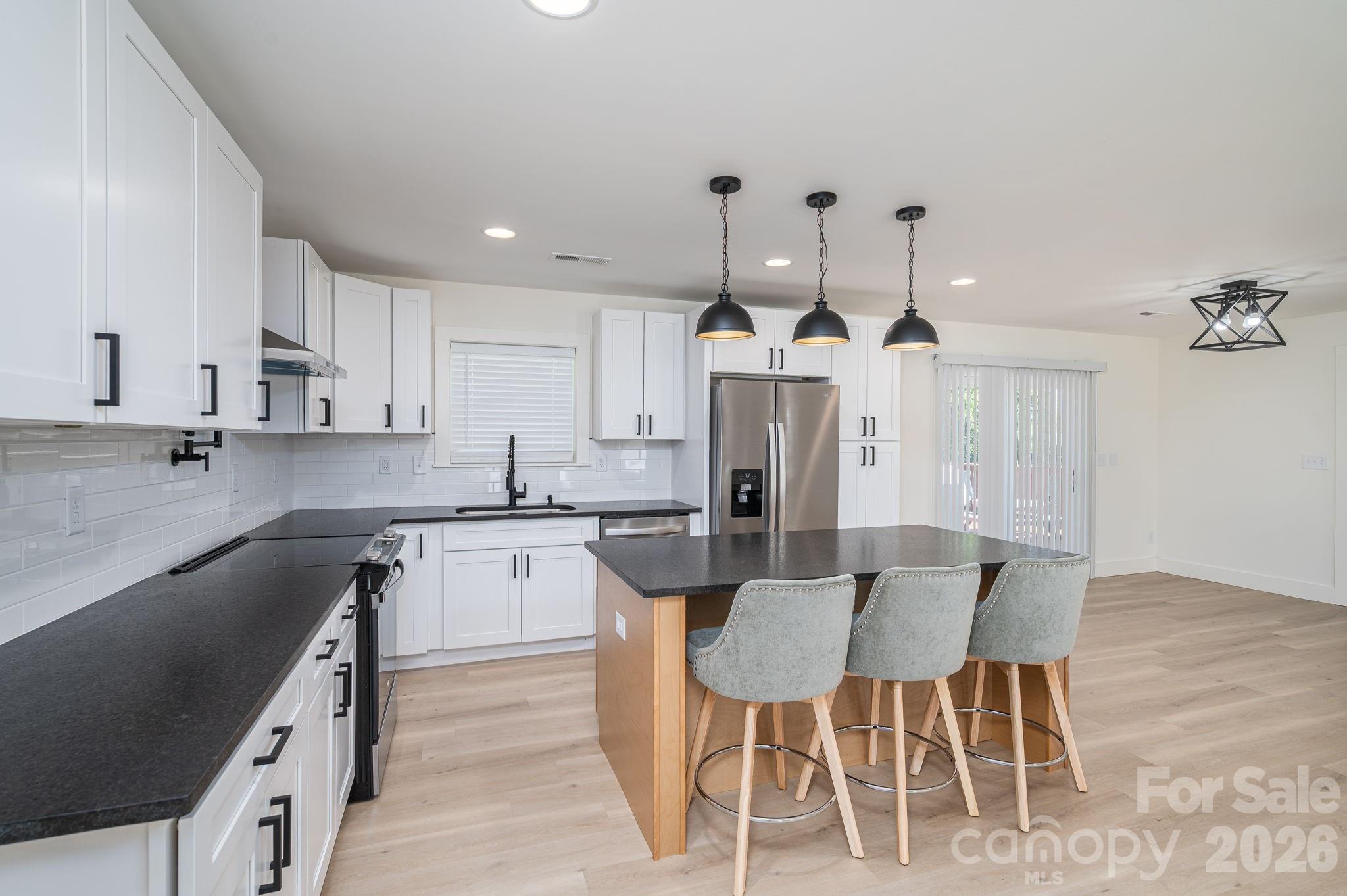 1537 Spangler Drive — Shelby