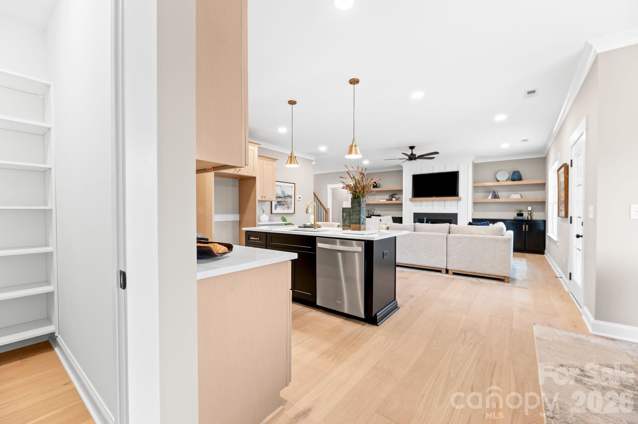121 Sandpiper Drive #21 — Lexington