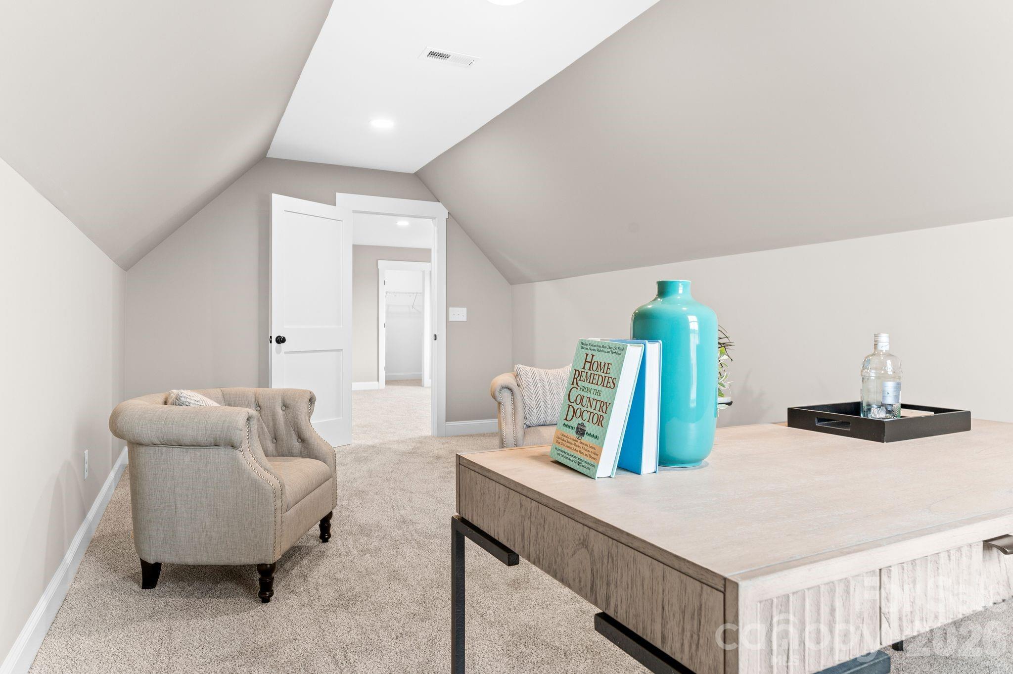 121 Sandpiper Drive #21 — Lexington