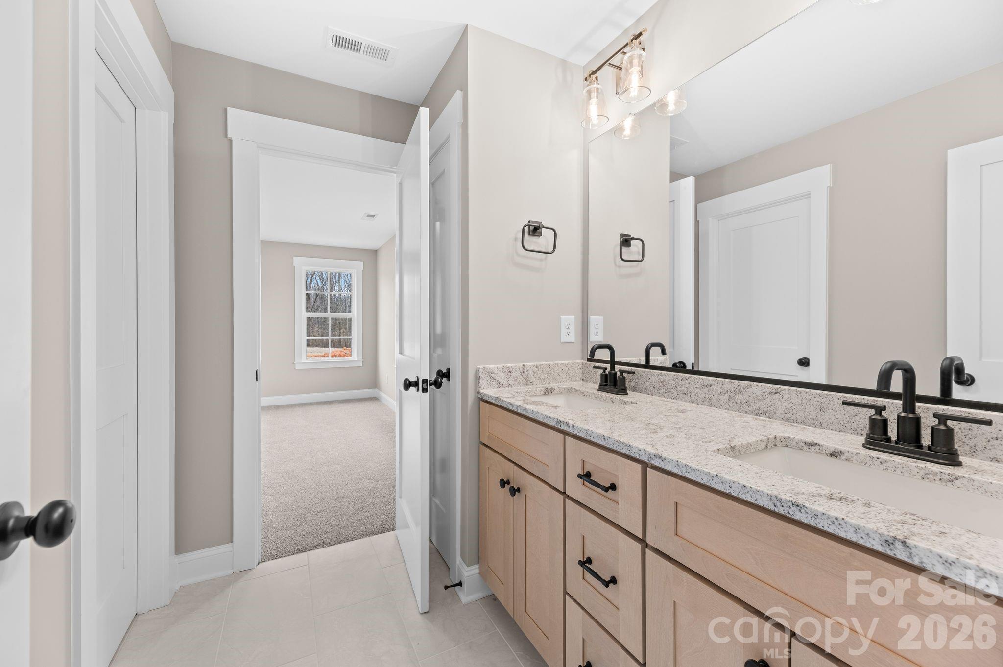 121 Sandpiper Drive #21 — Lexington