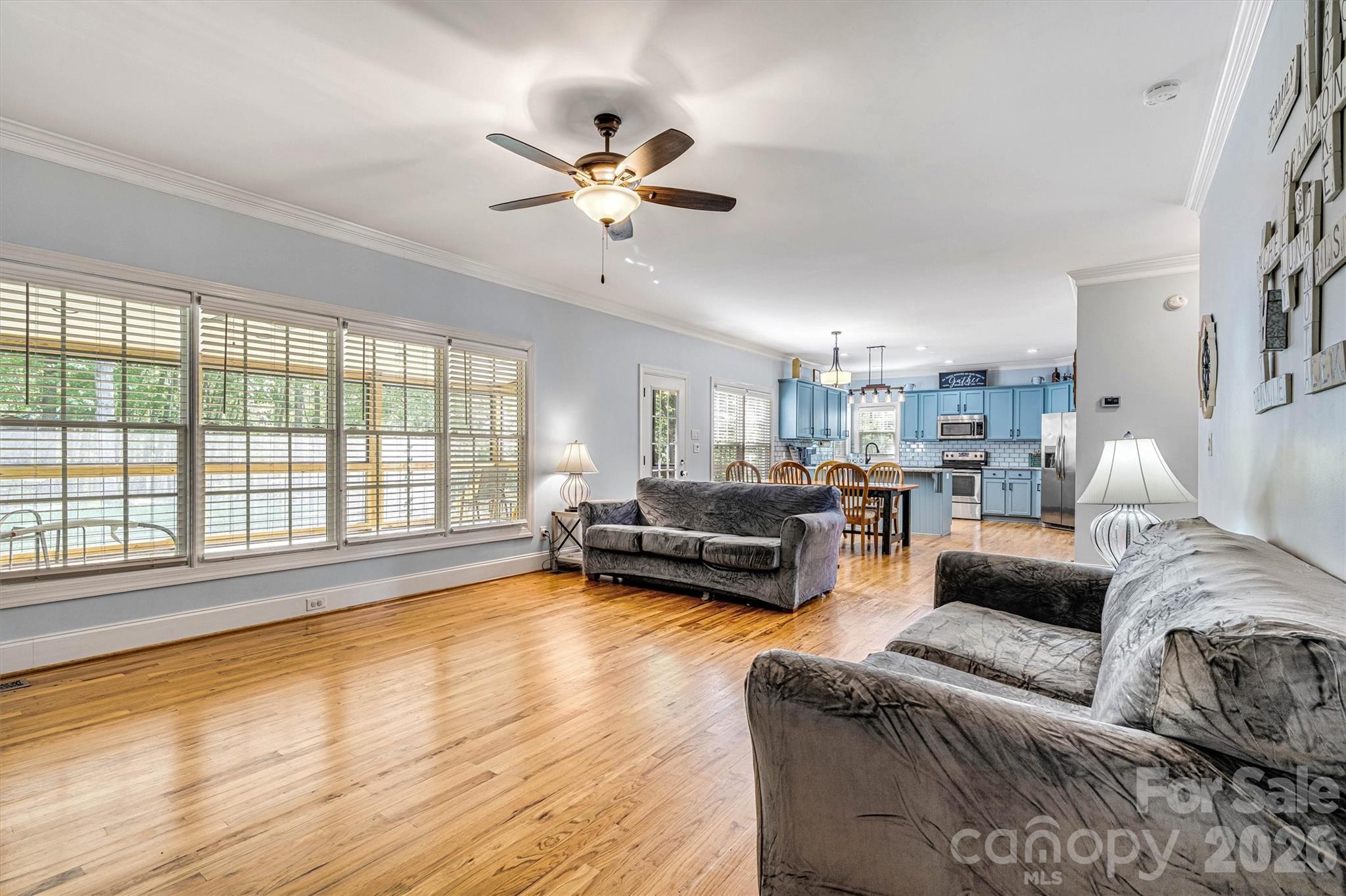 6208 Neptune Drive — Denver