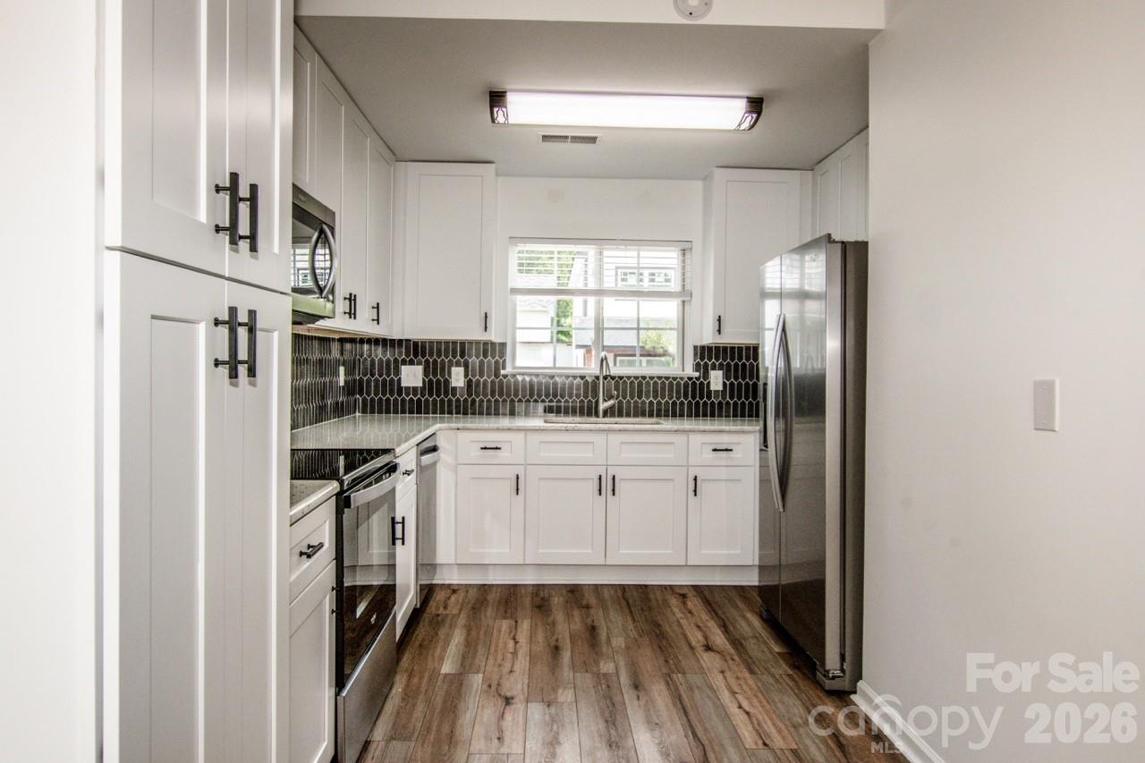 332 Cassidy Lane — Mooresville