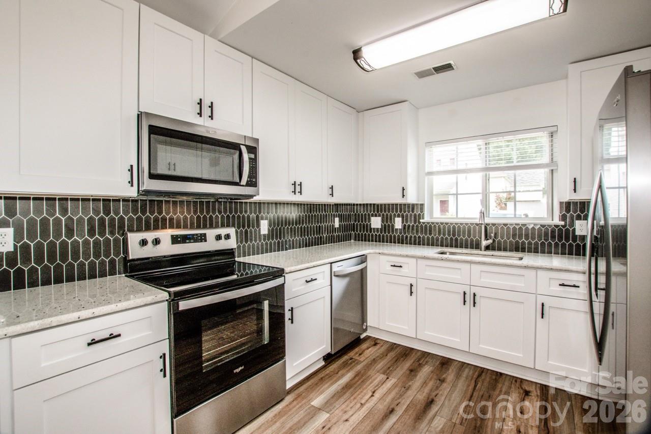 332 Cassidy Lane — Mooresville