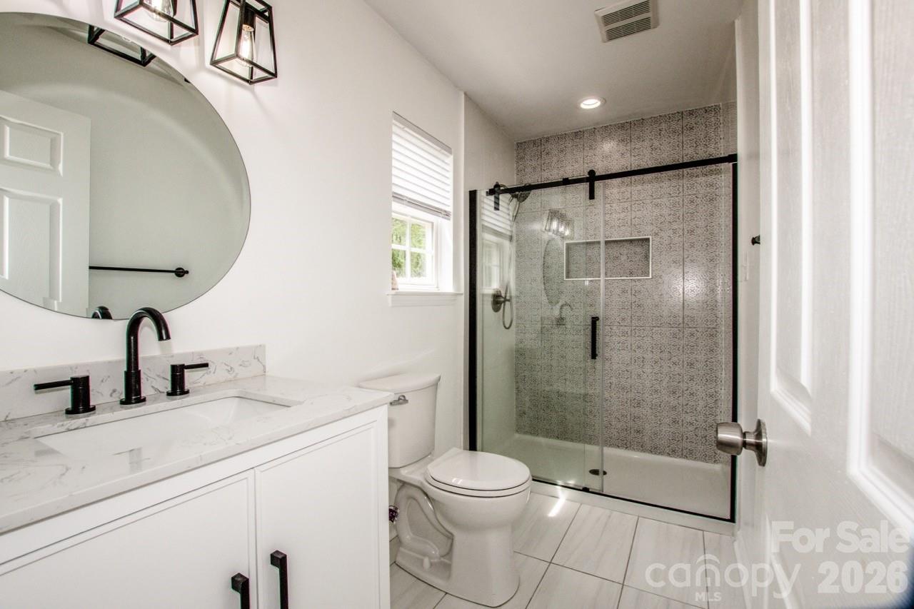 332 Cassidy Lane — Mooresville