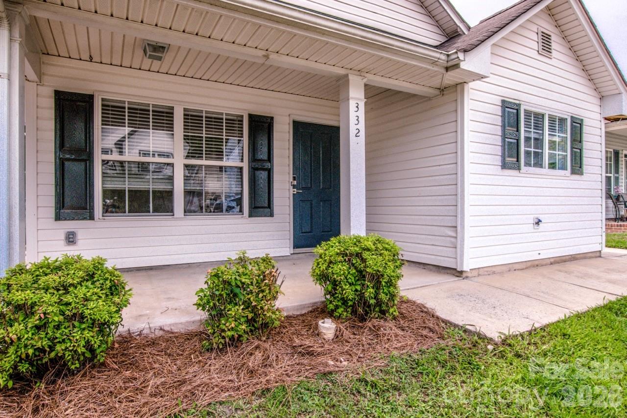 332 Cassidy Lane — Mooresville