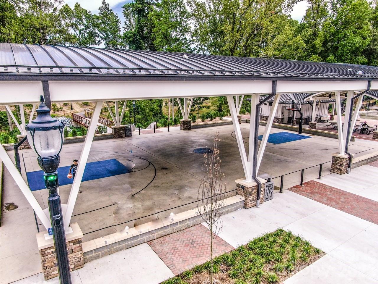 332 Cassidy Lane — Mooresville