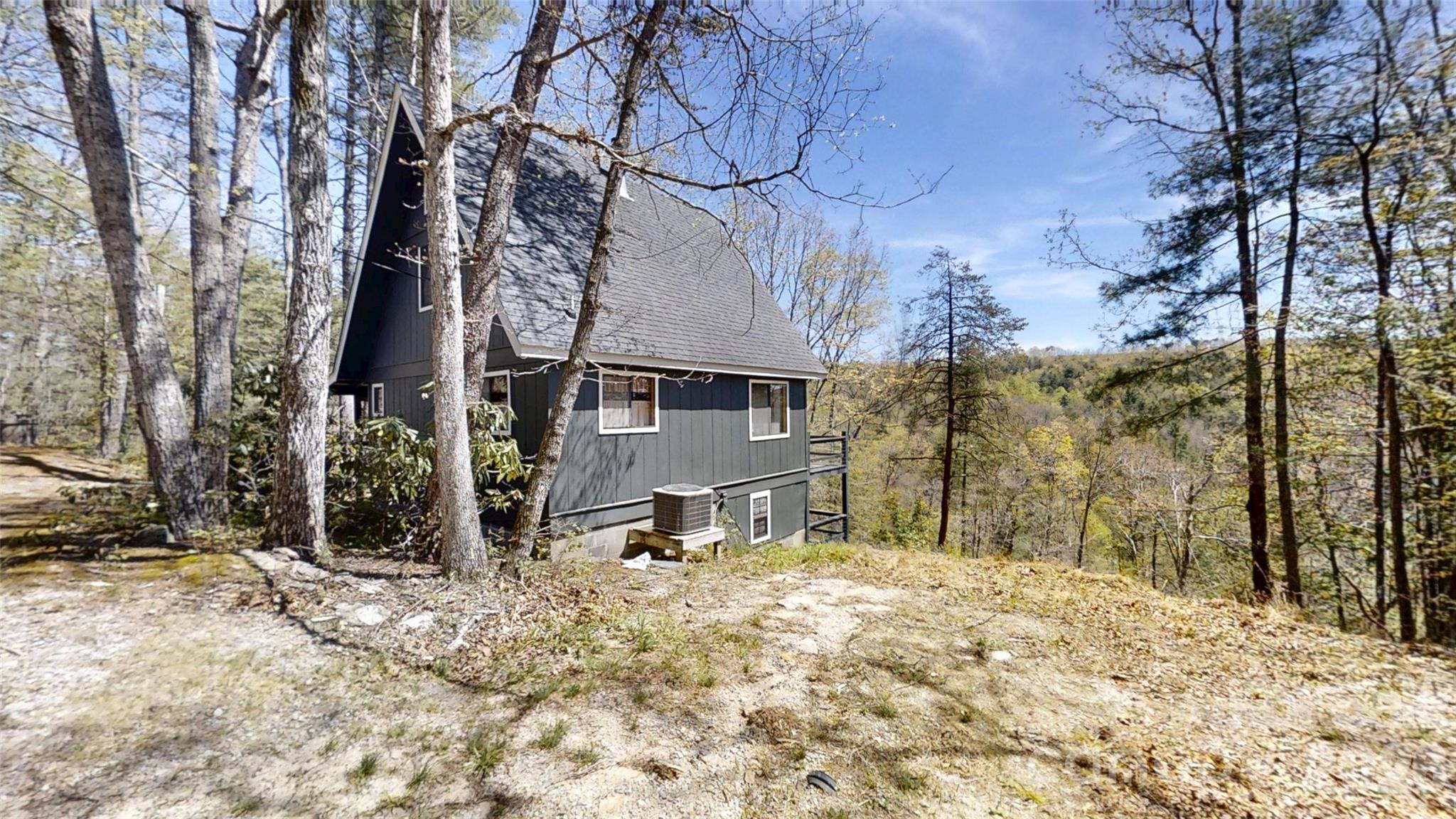 321 Doris Lisa View Drive — Hendersonville
