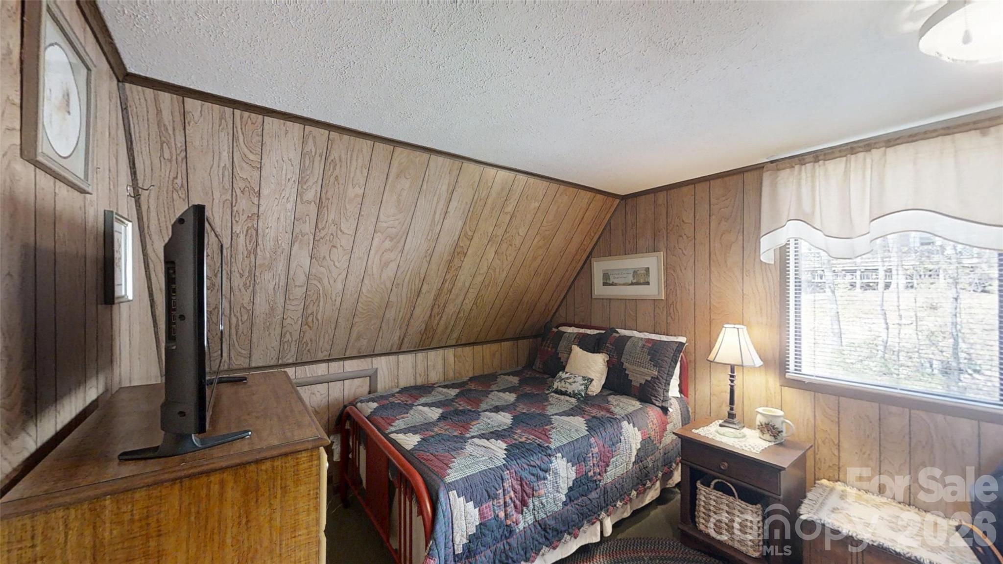 321 Doris Lisa View Drive — Hendersonville