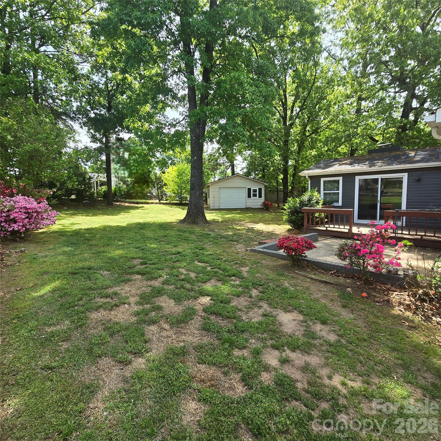 421 Kingfield Drive SW — Concord