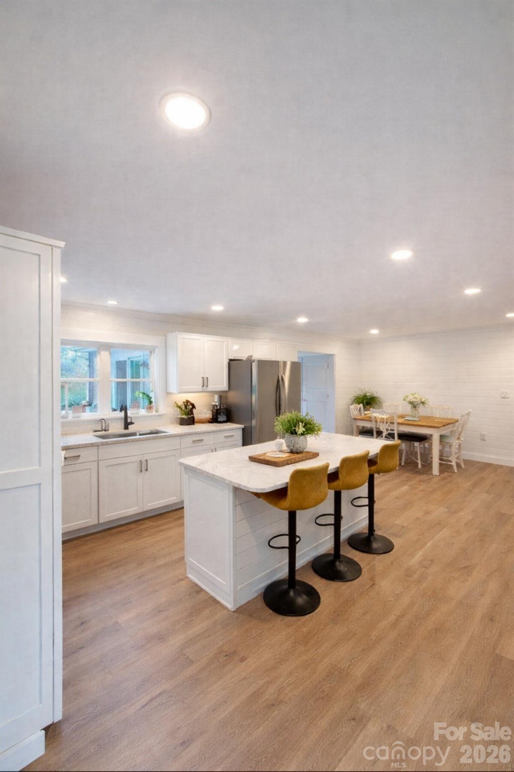 421 Kingfield Drive SW — Concord