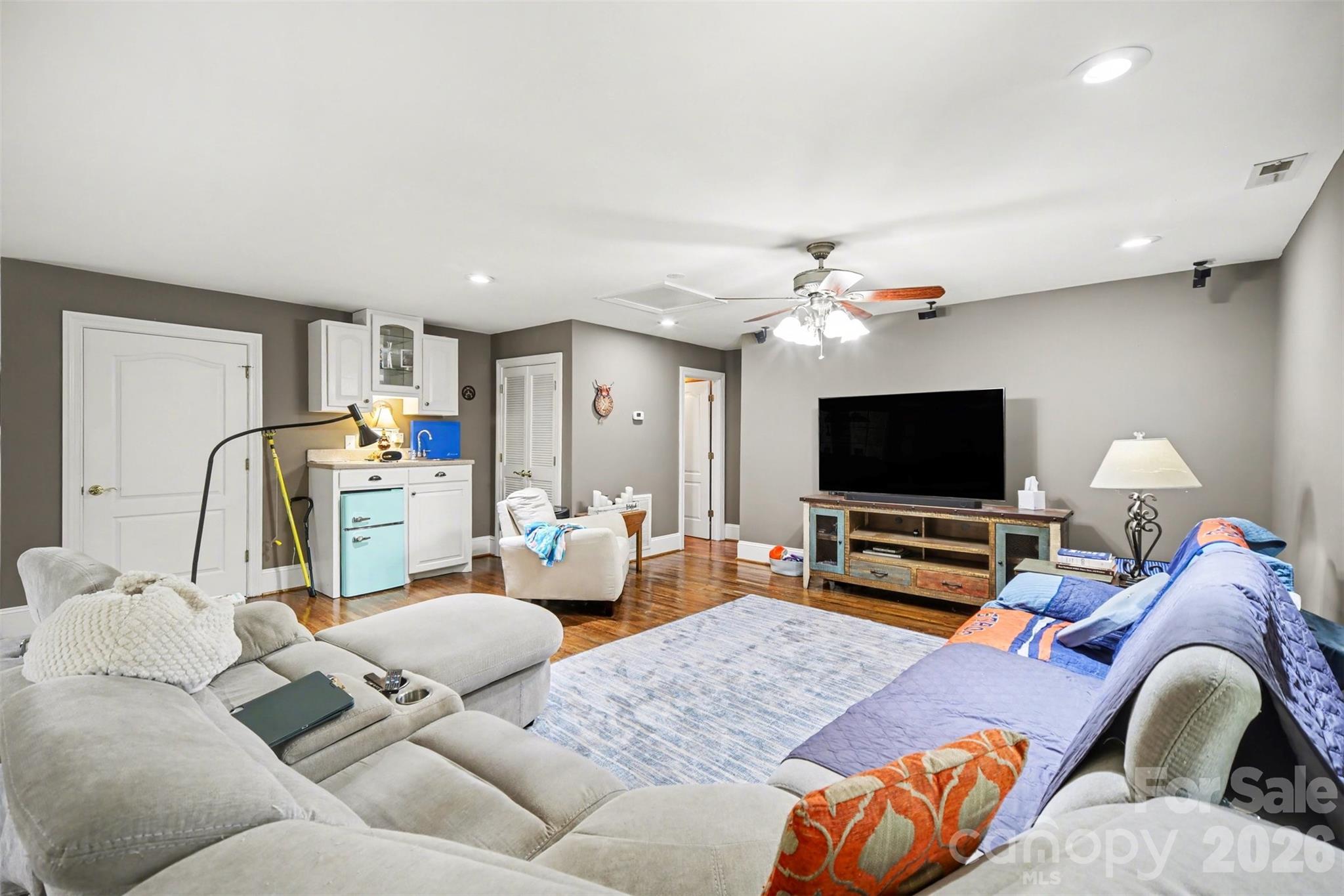 2929 Laura Road — Shelby
