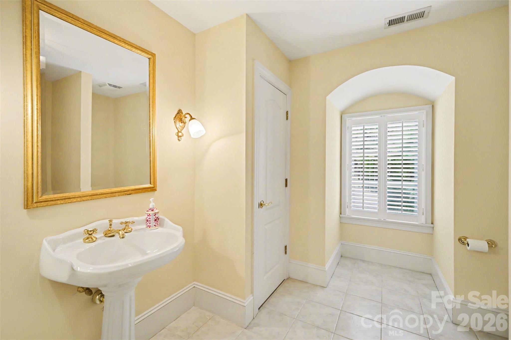 2929 Laura Road — Shelby
