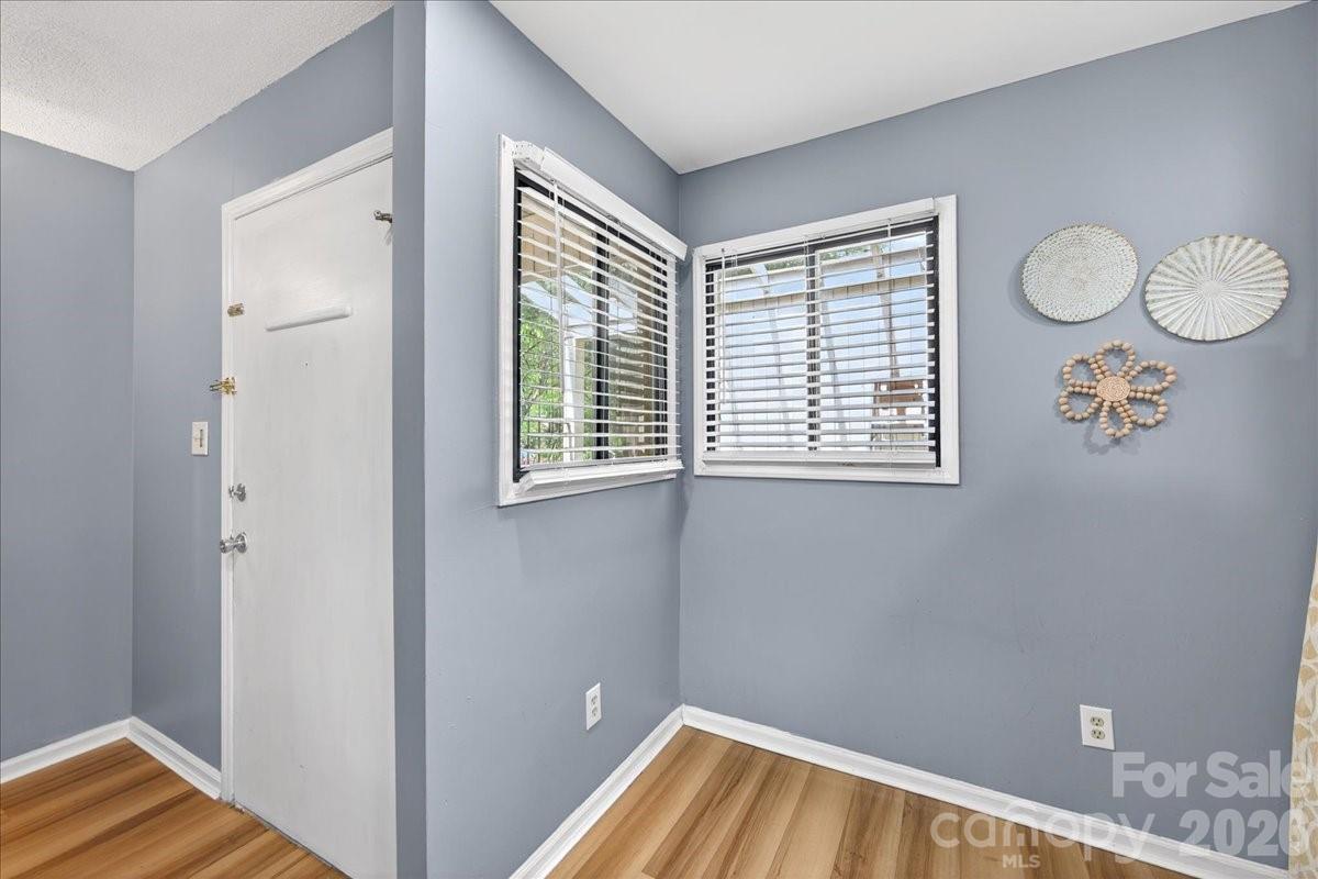 8007 Horse Chestnut Lane — Charlotte