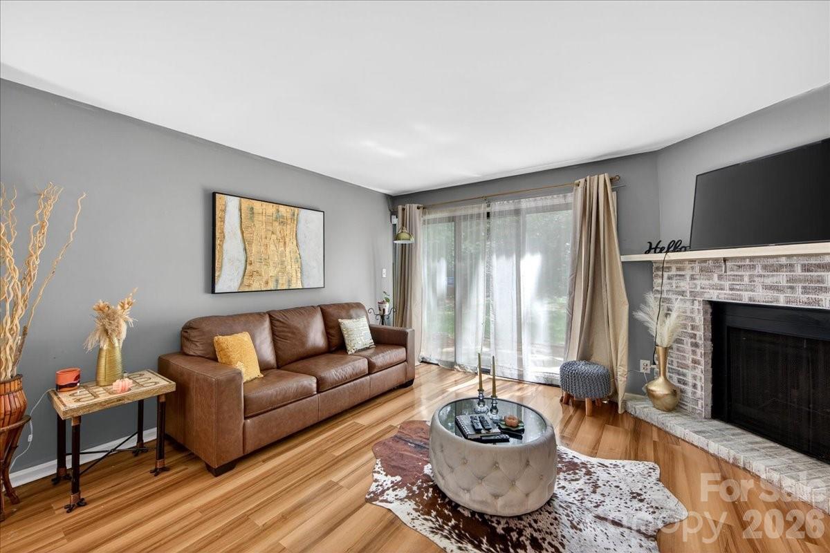 8007 Horse Chestnut Lane — Charlotte