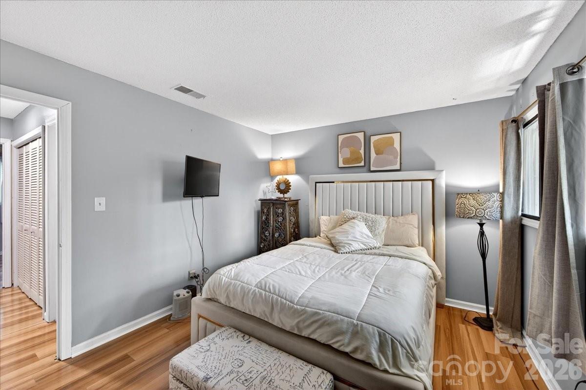 8007 Horse Chestnut Lane — Charlotte