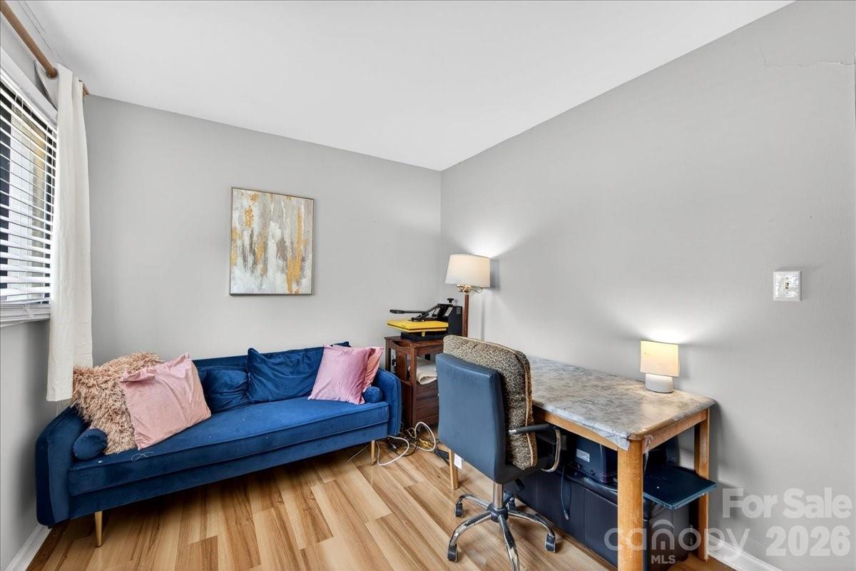 8007 Horse Chestnut Lane — Charlotte