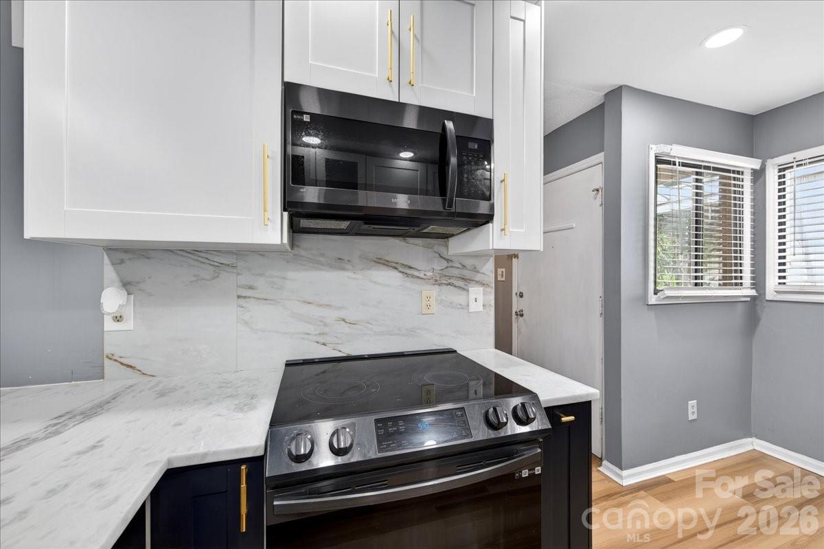 8007 Horse Chestnut Lane — Charlotte