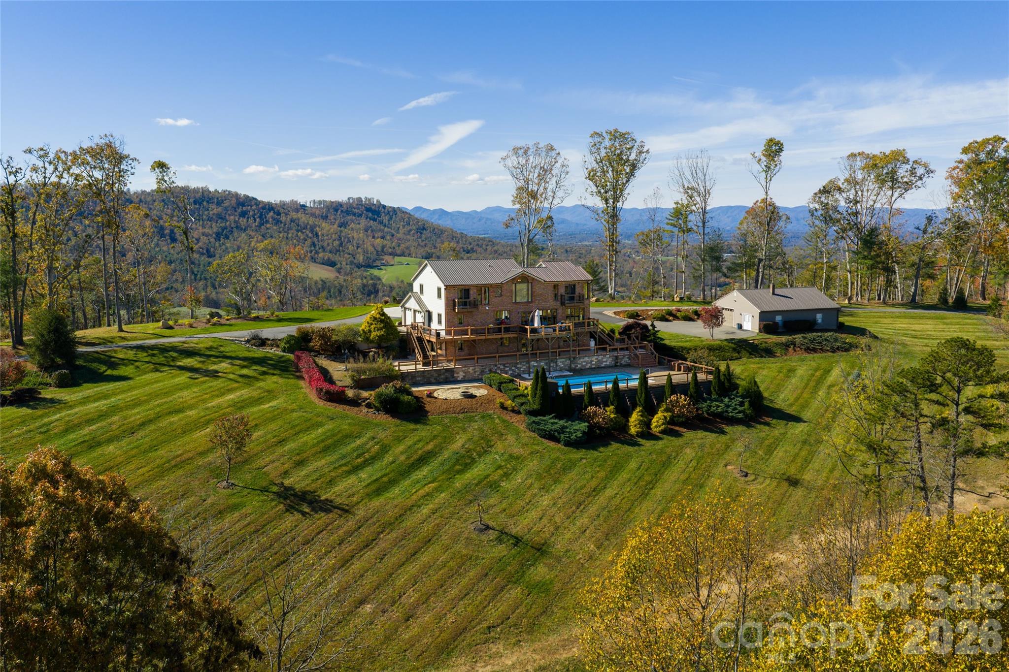 83 Cozy Mountain Lane — Weaverville