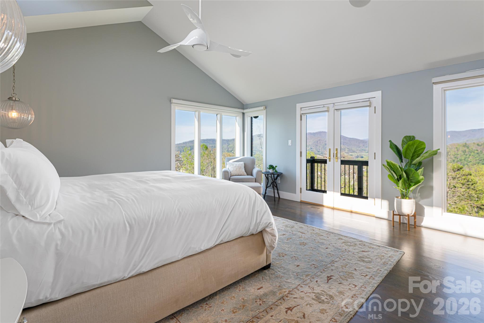 83 Cozy Mountain Lane — Weaverville