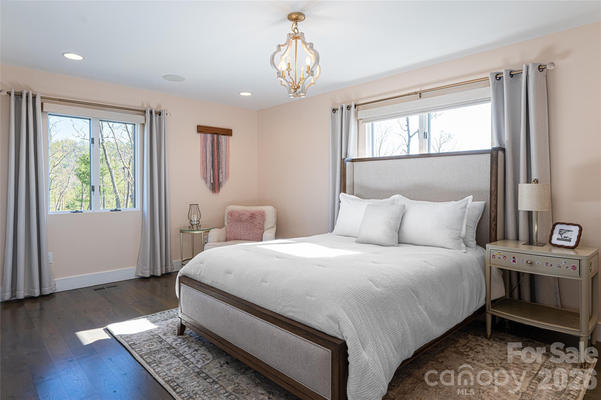 83 Cozy Mountain Lane — Weaverville