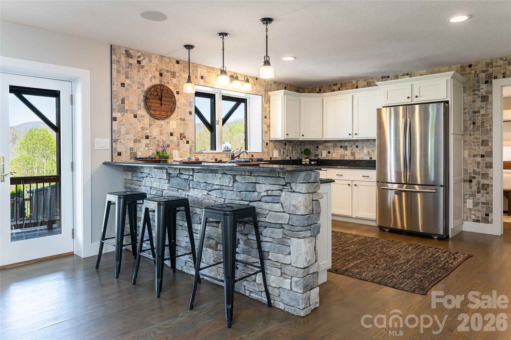83 Cozy Mountain Lane — Weaverville