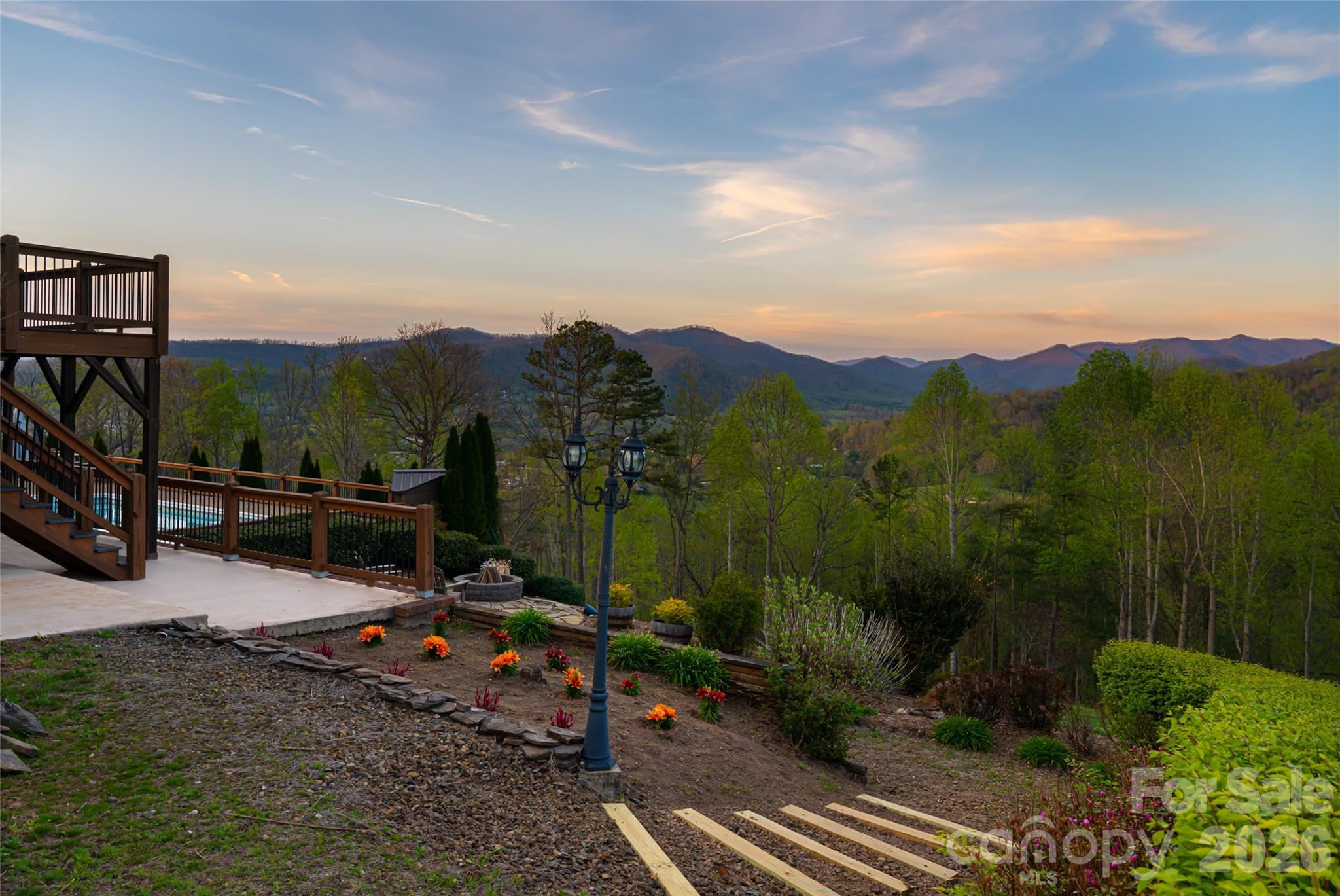 83 Cozy Mountain Lane — Weaverville