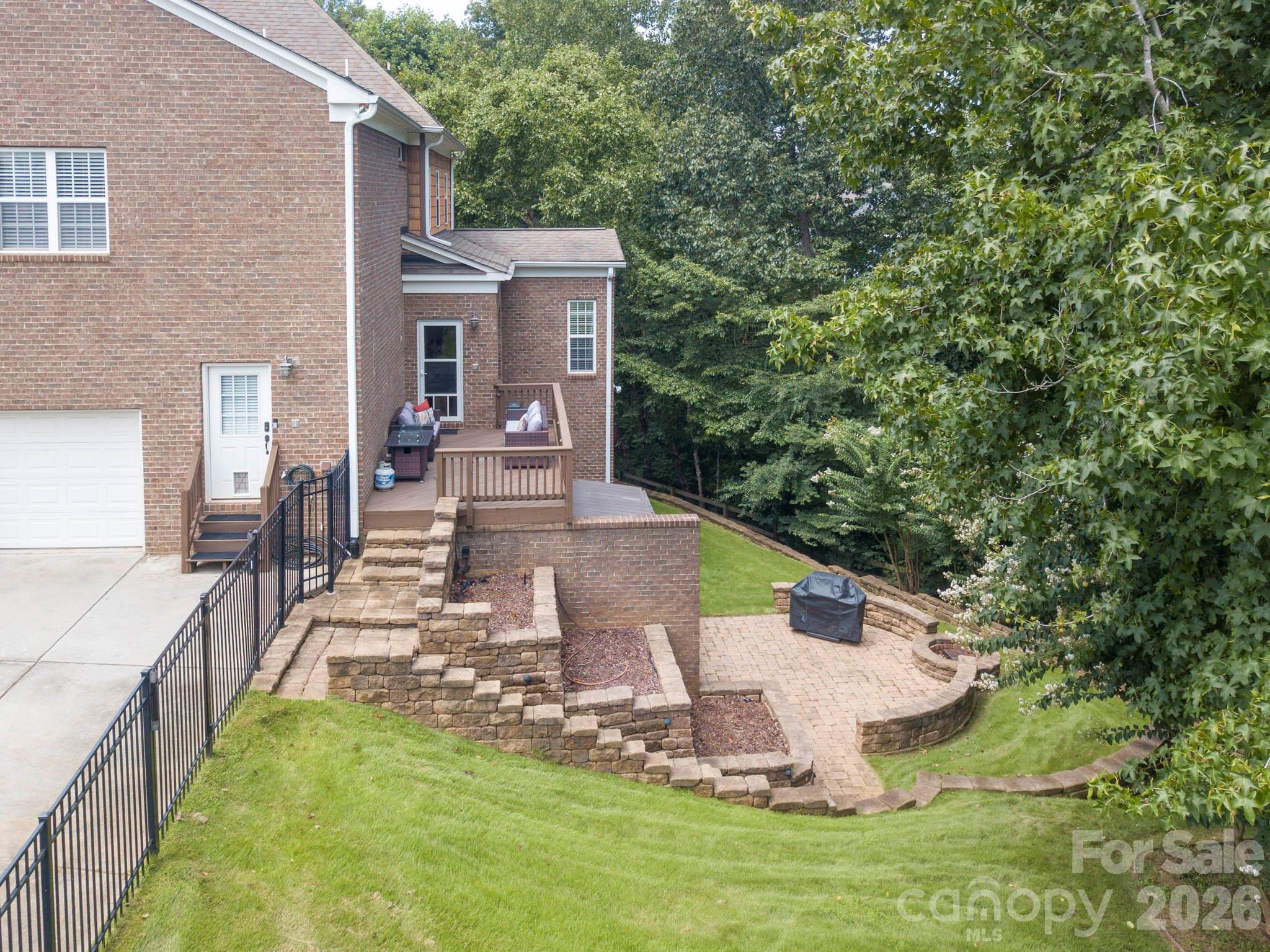 2652 Bedford Place NW — Concord