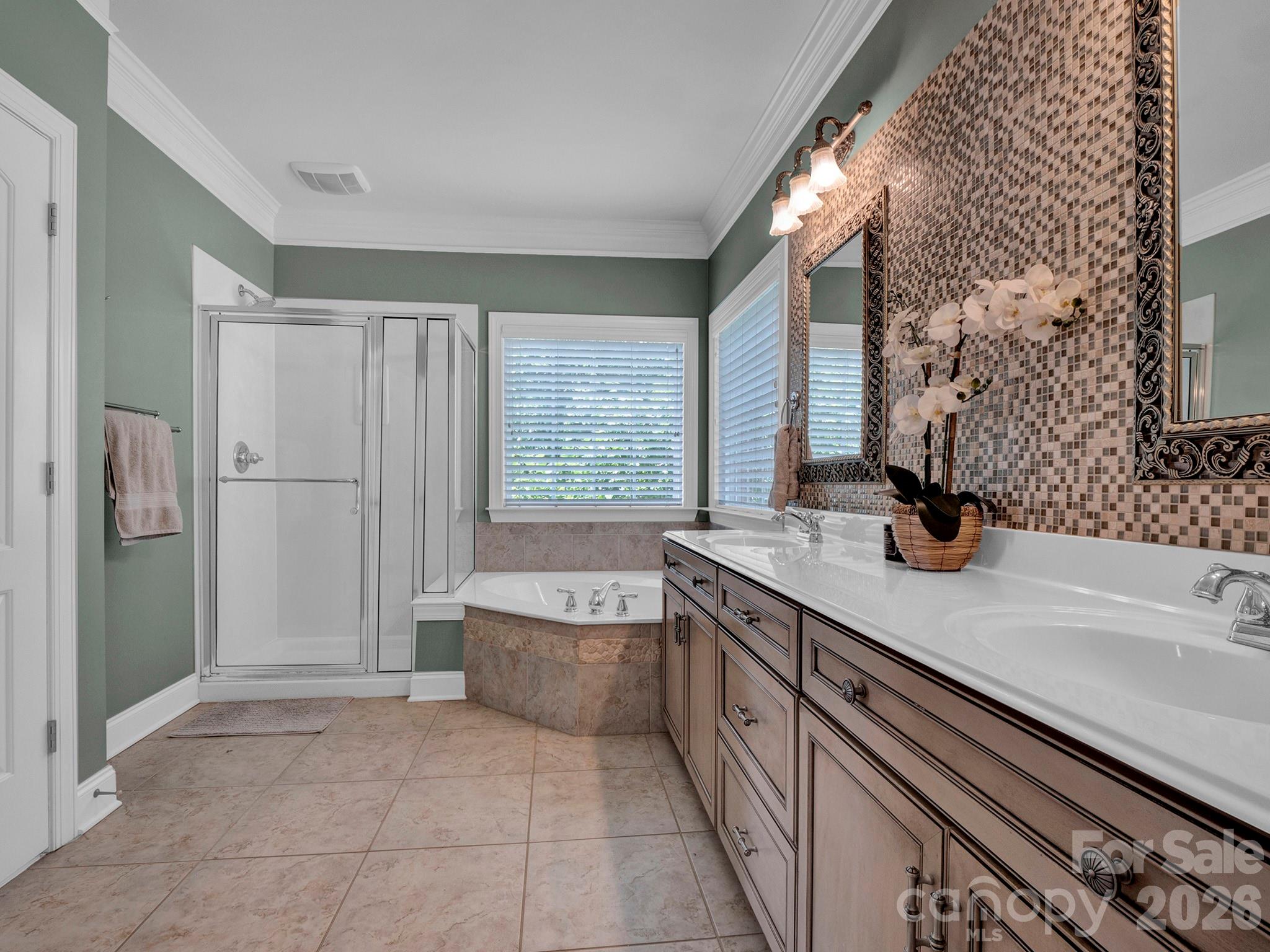 2652 Bedford Place NW — Concord
