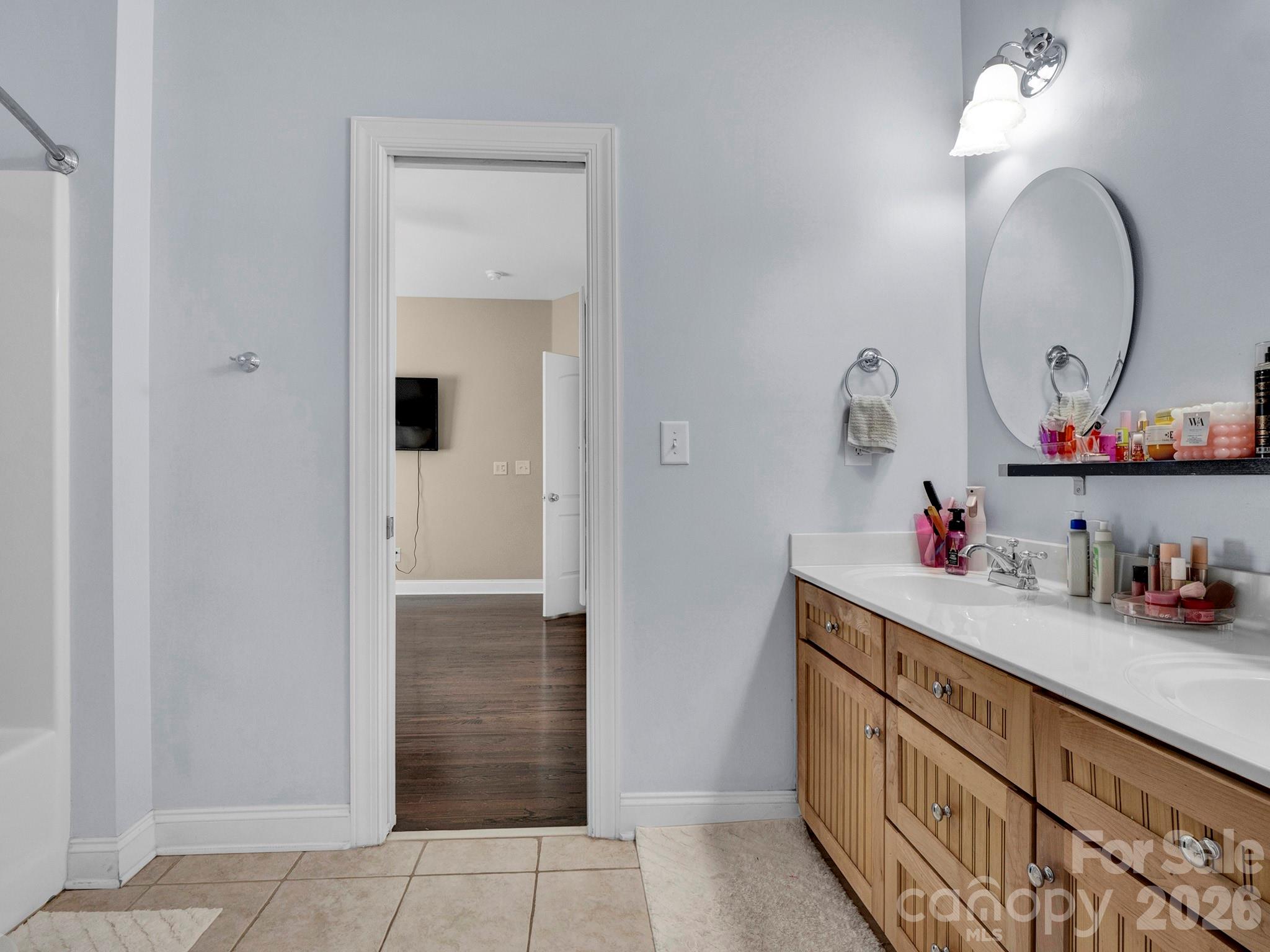 2652 Bedford Place NW — Concord