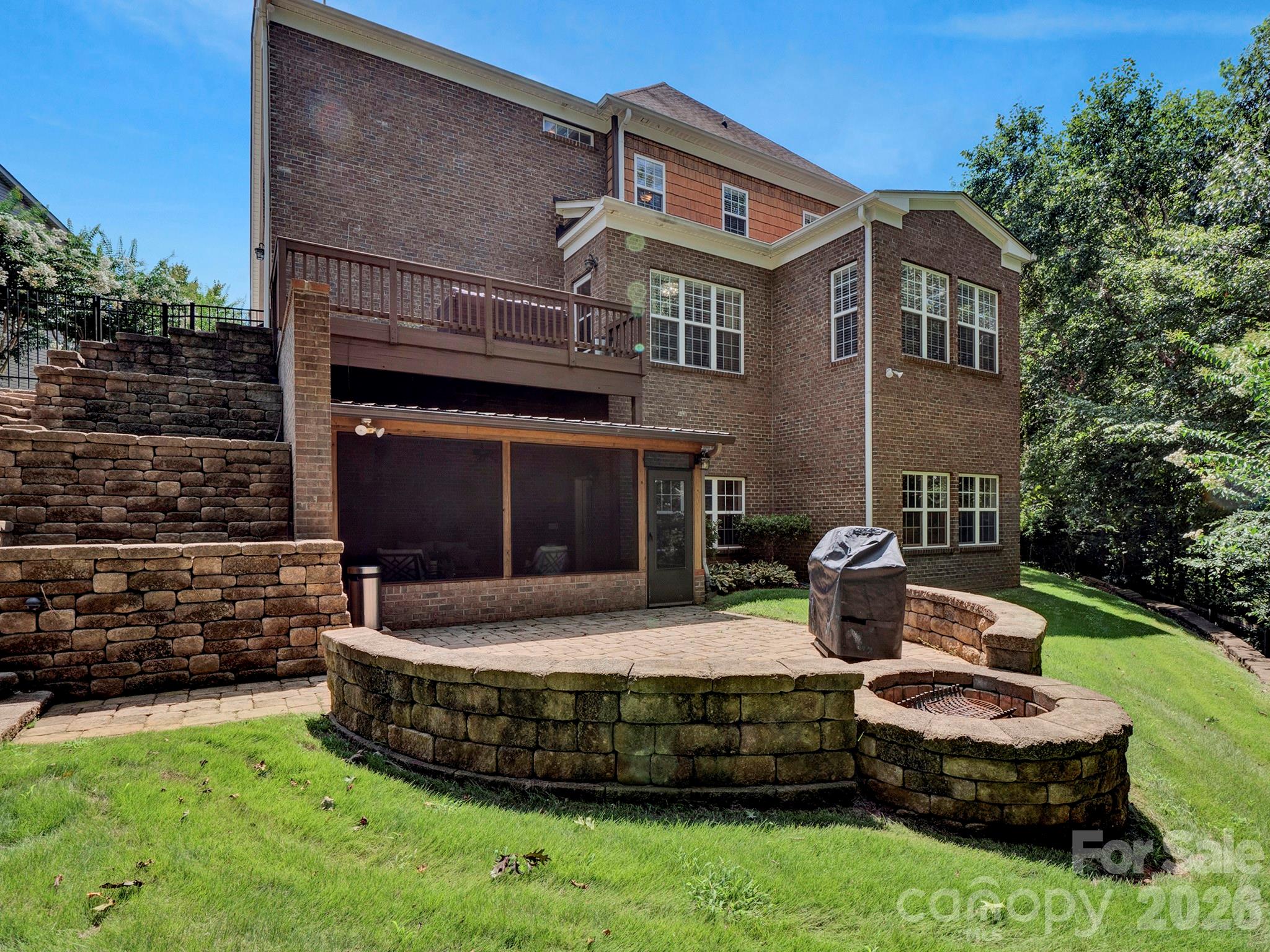 2652 Bedford Place NW — Concord