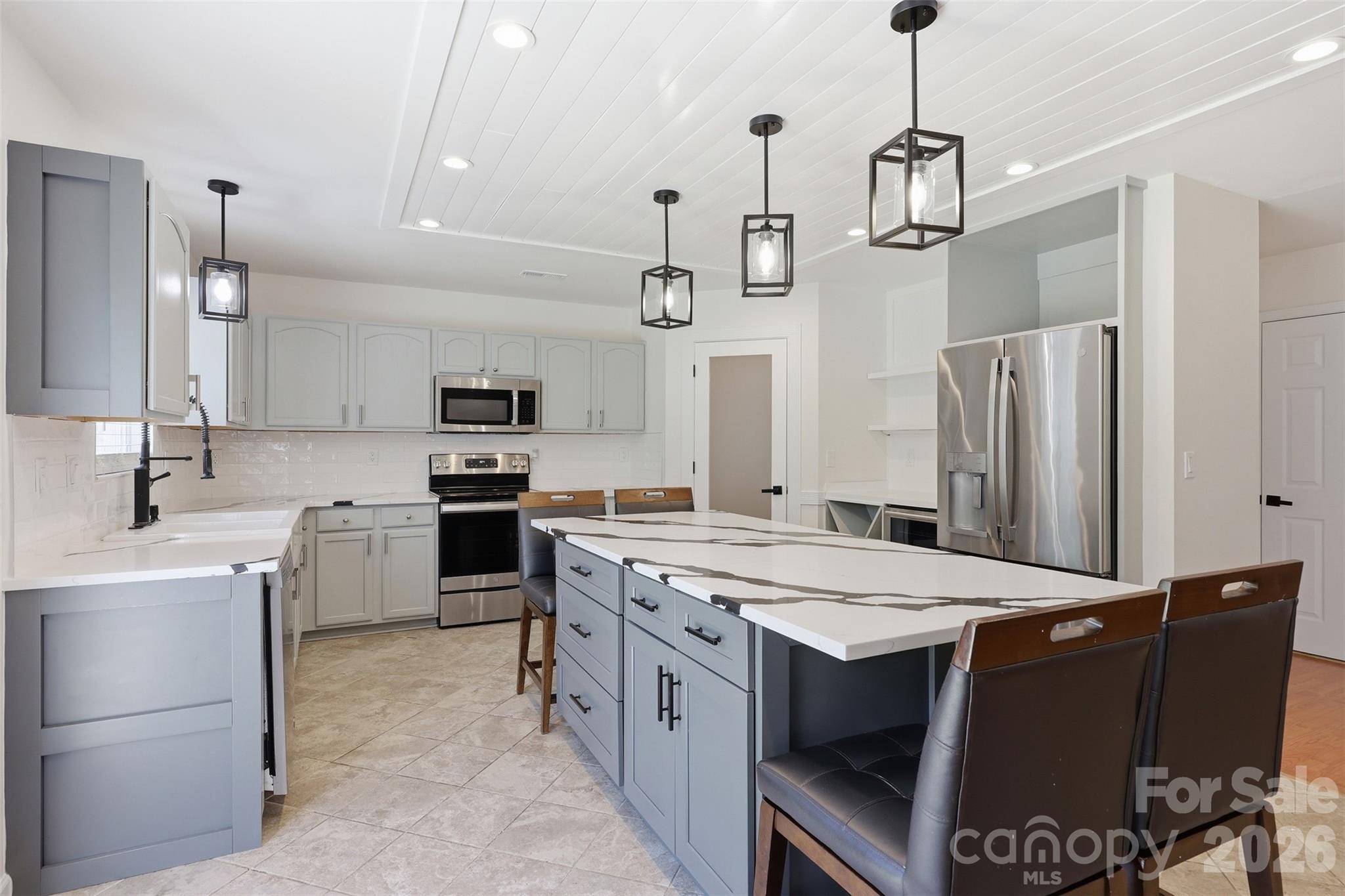 3902 Larkhaven Village Drive — Charlotte