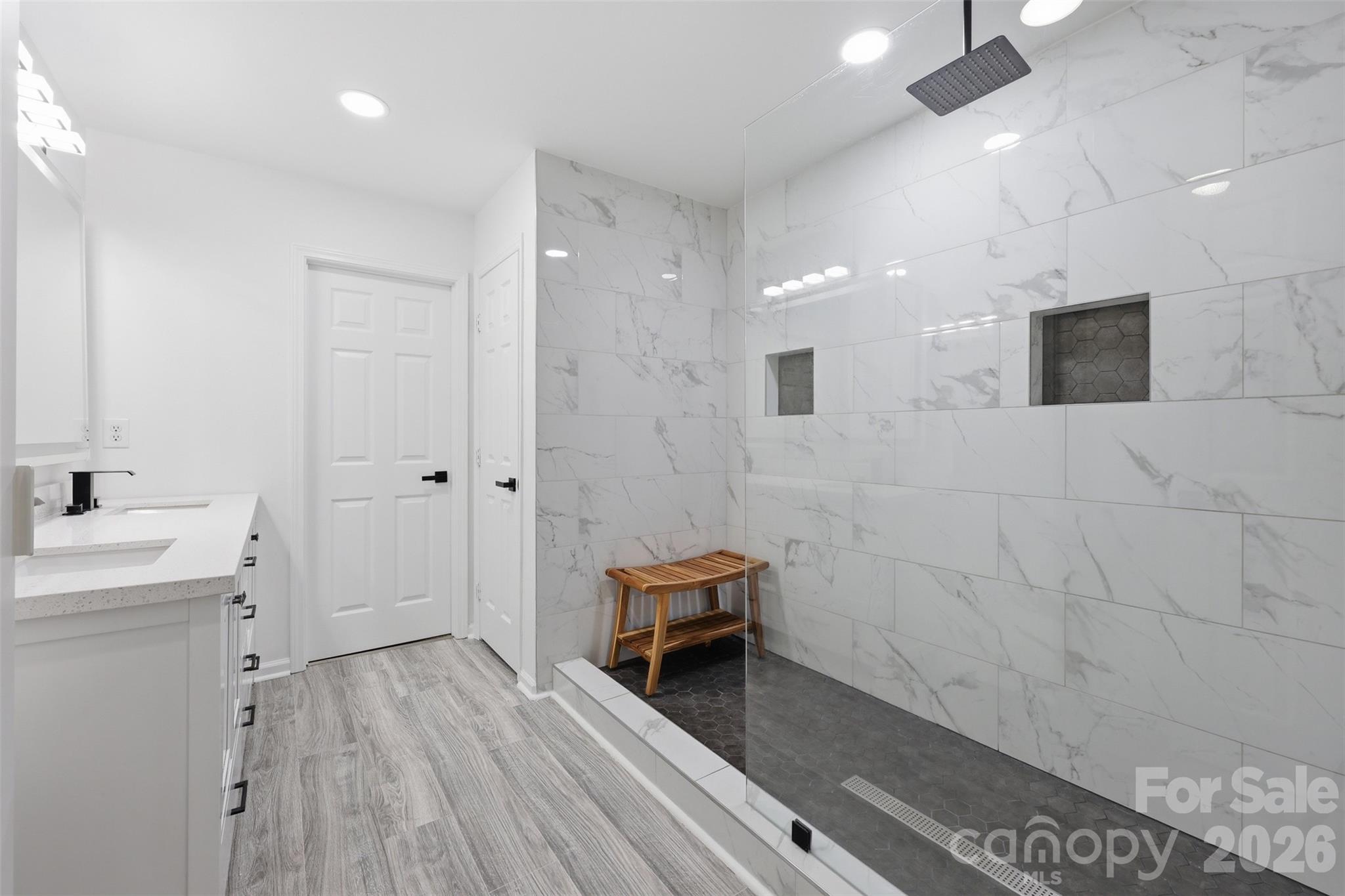 3902 Larkhaven Village Drive — Charlotte