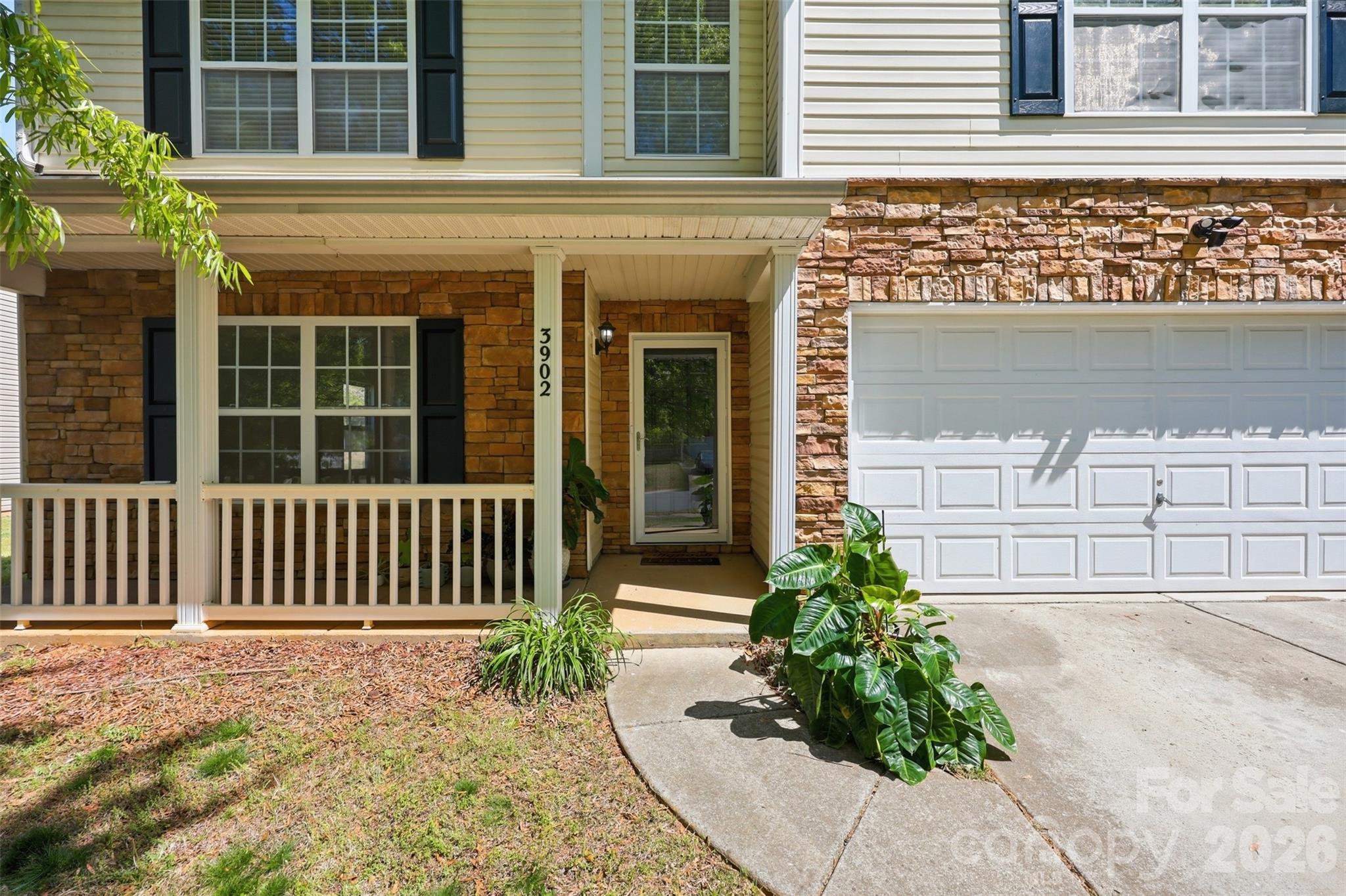 3902 Larkhaven Village Drive — Charlotte