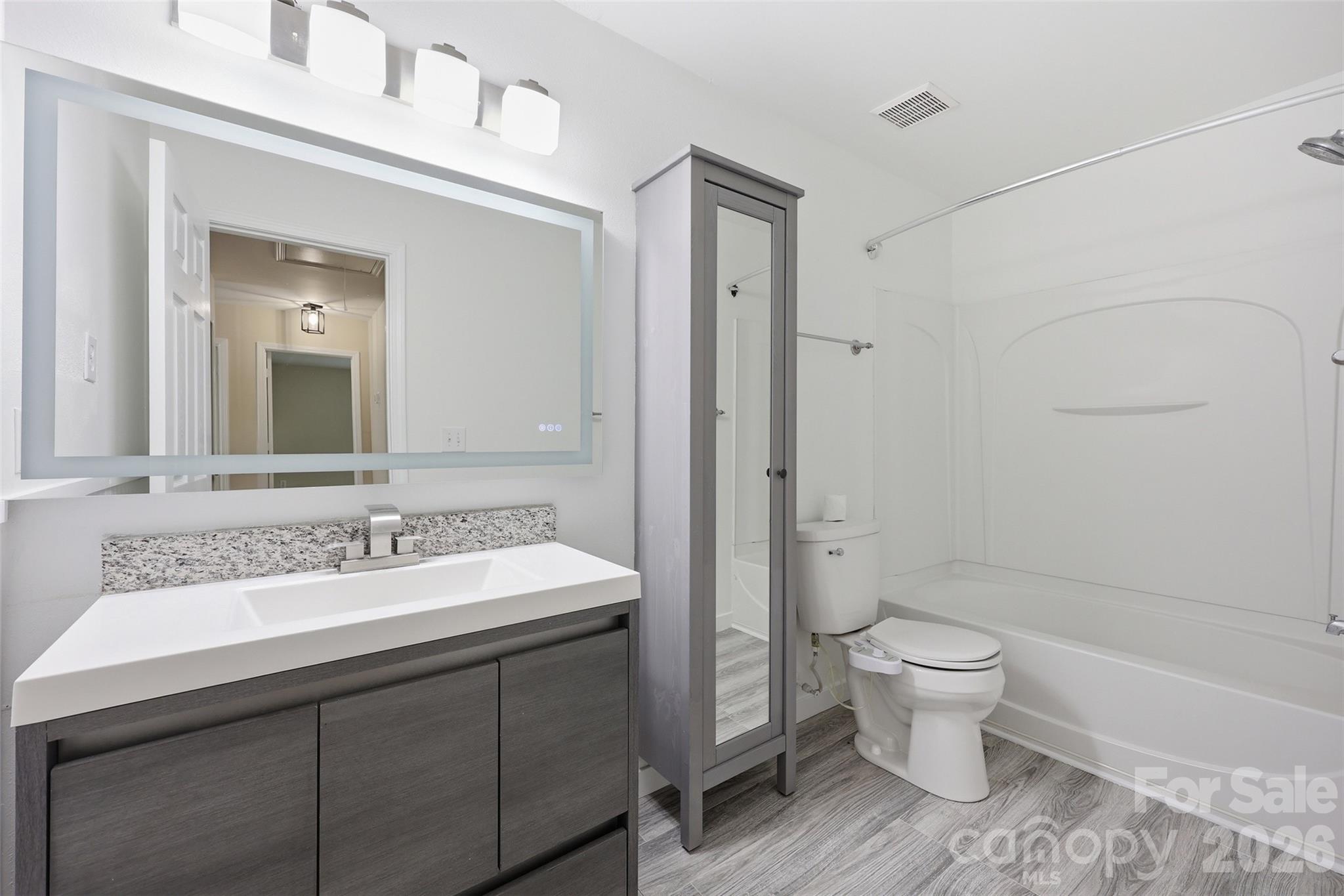3902 Larkhaven Village Drive — Charlotte