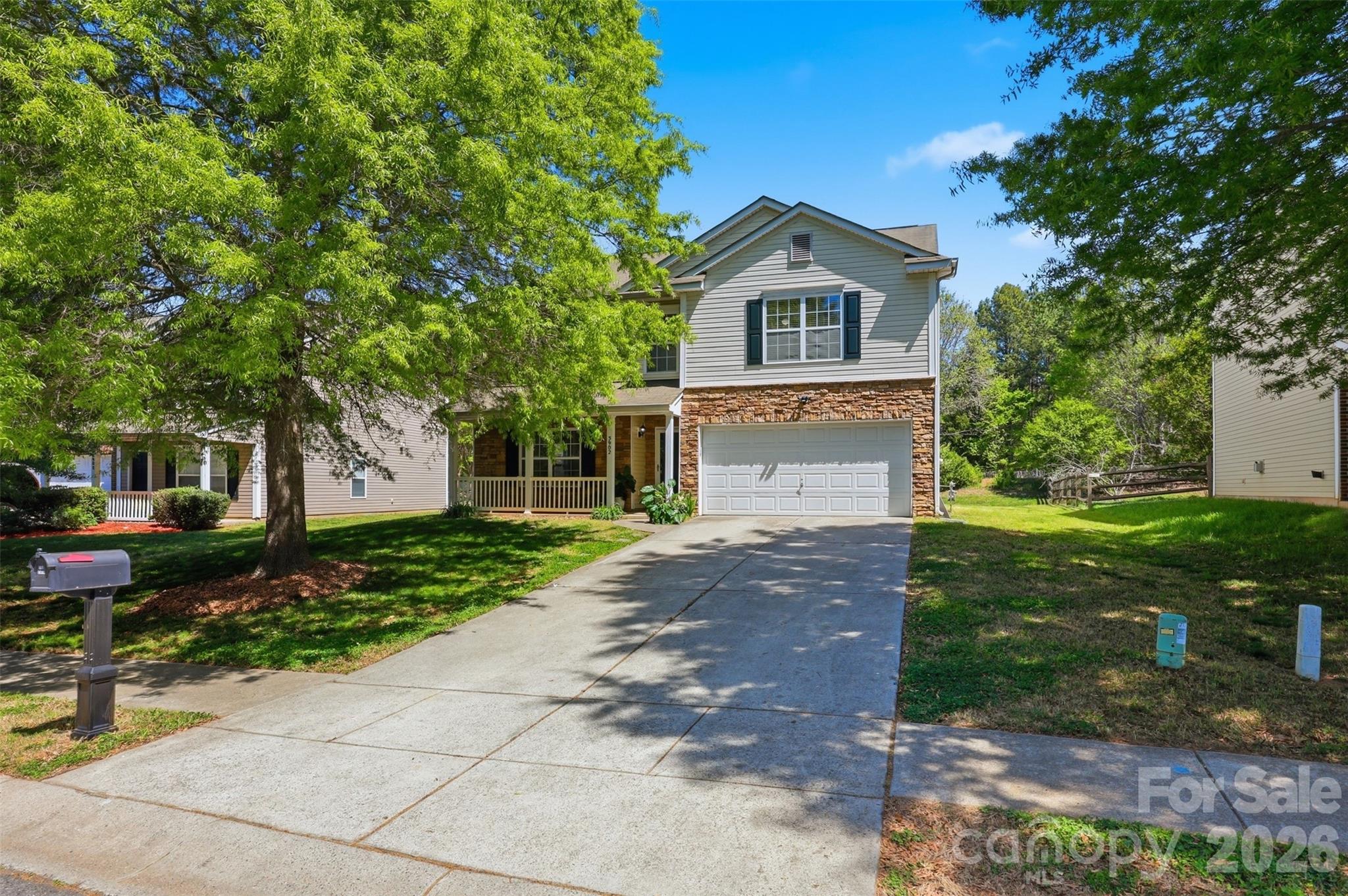 3902 Larkhaven Village Drive — Charlotte