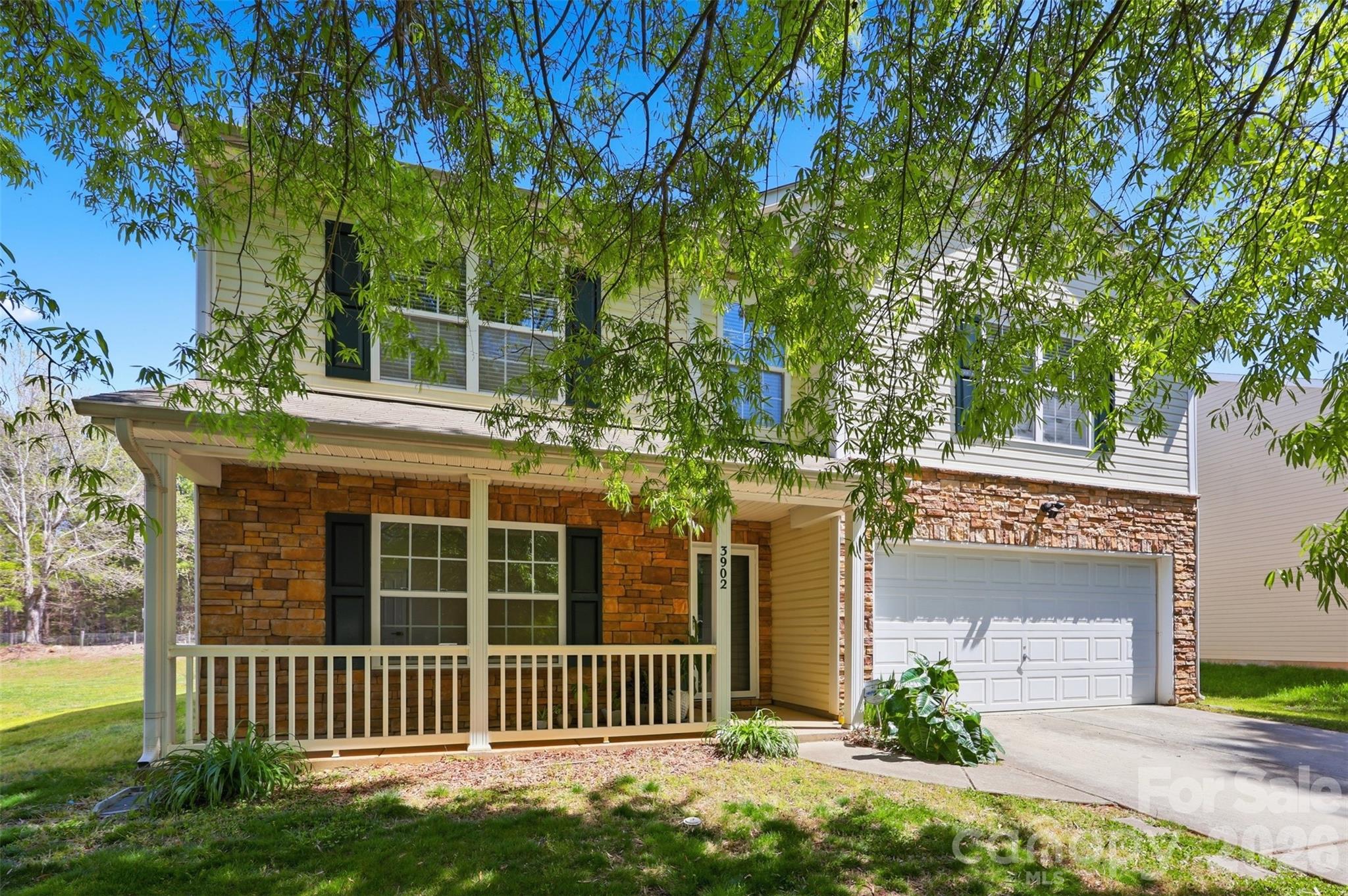 3902 Larkhaven Village Drive — Charlotte