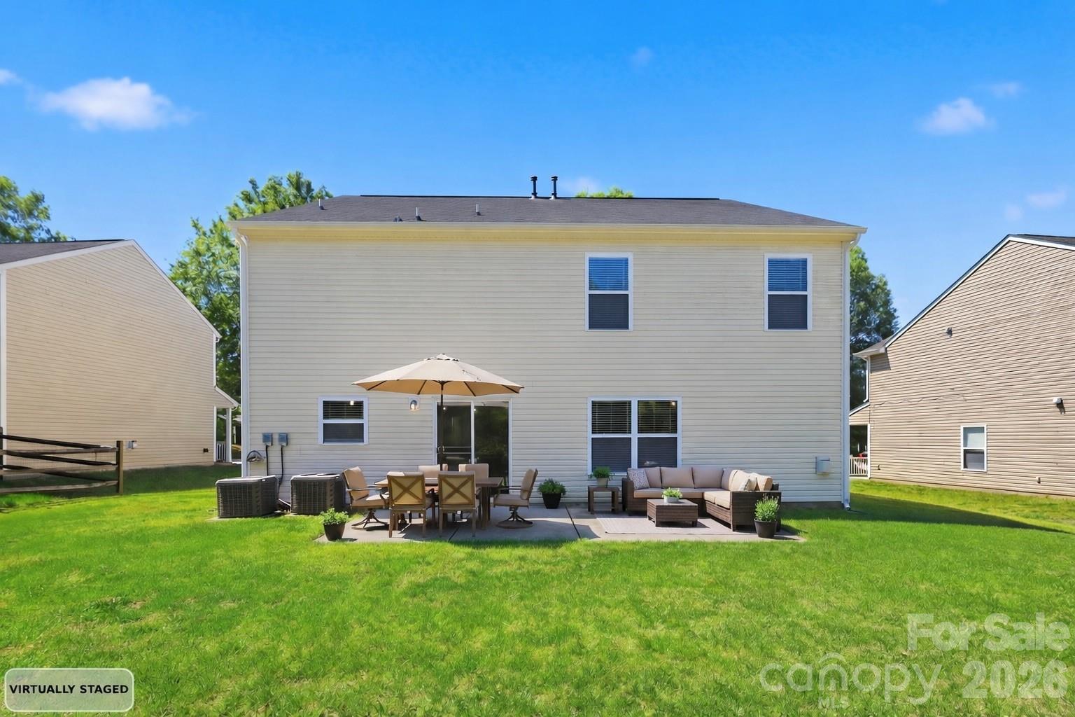 3902 Larkhaven Village Drive — Charlotte