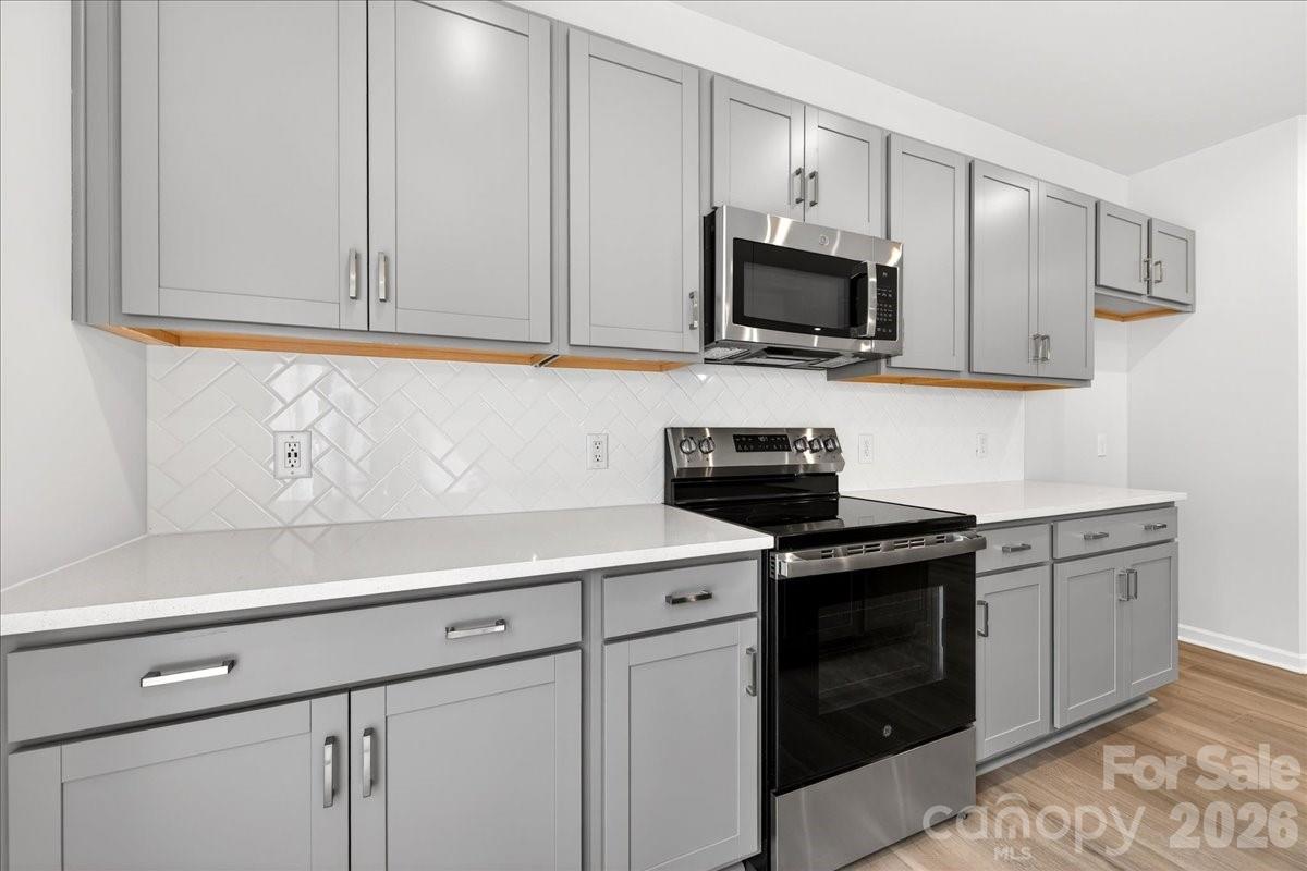 6057 Longar Lane — Charlotte
