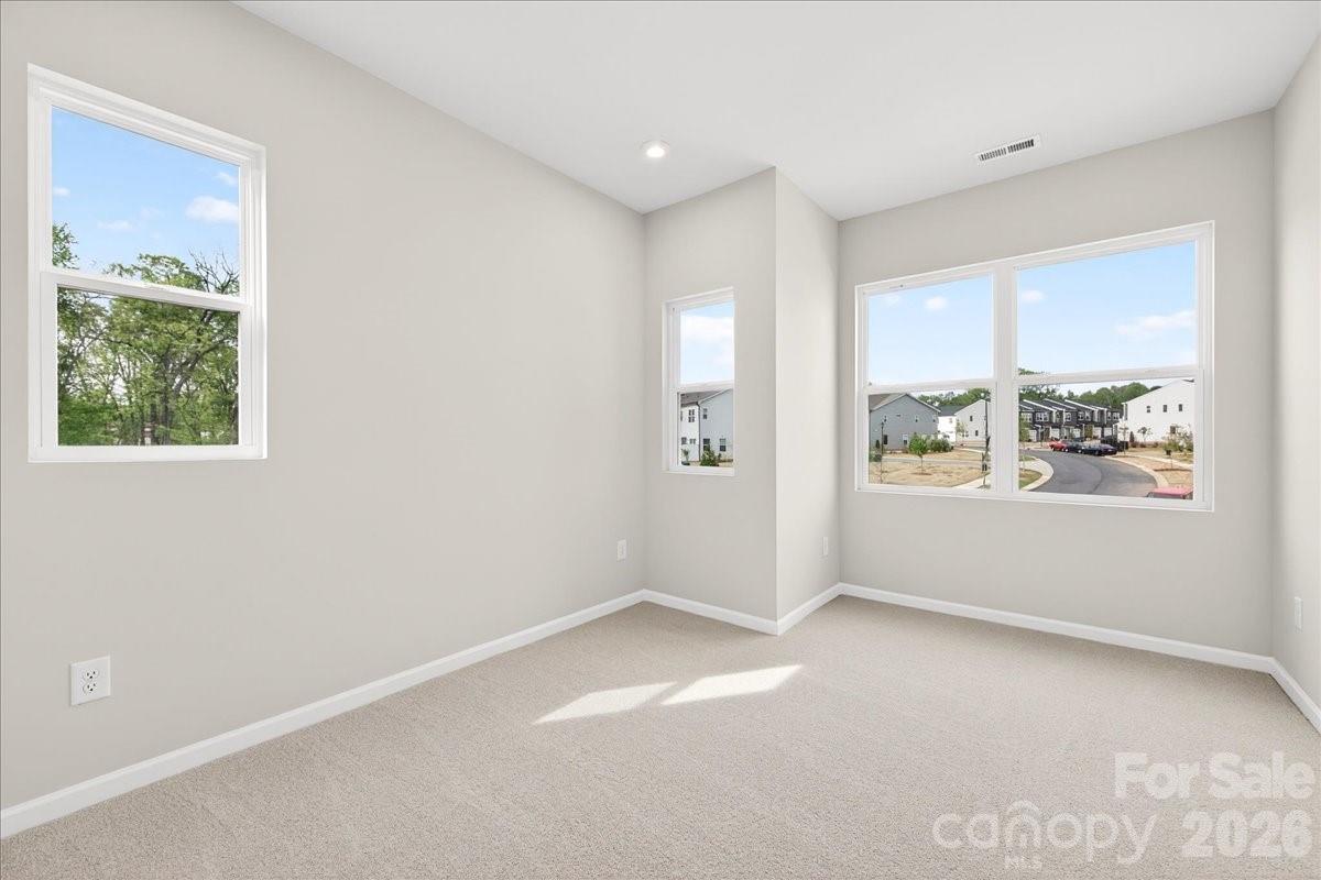 6057 Longar Lane — Charlotte
