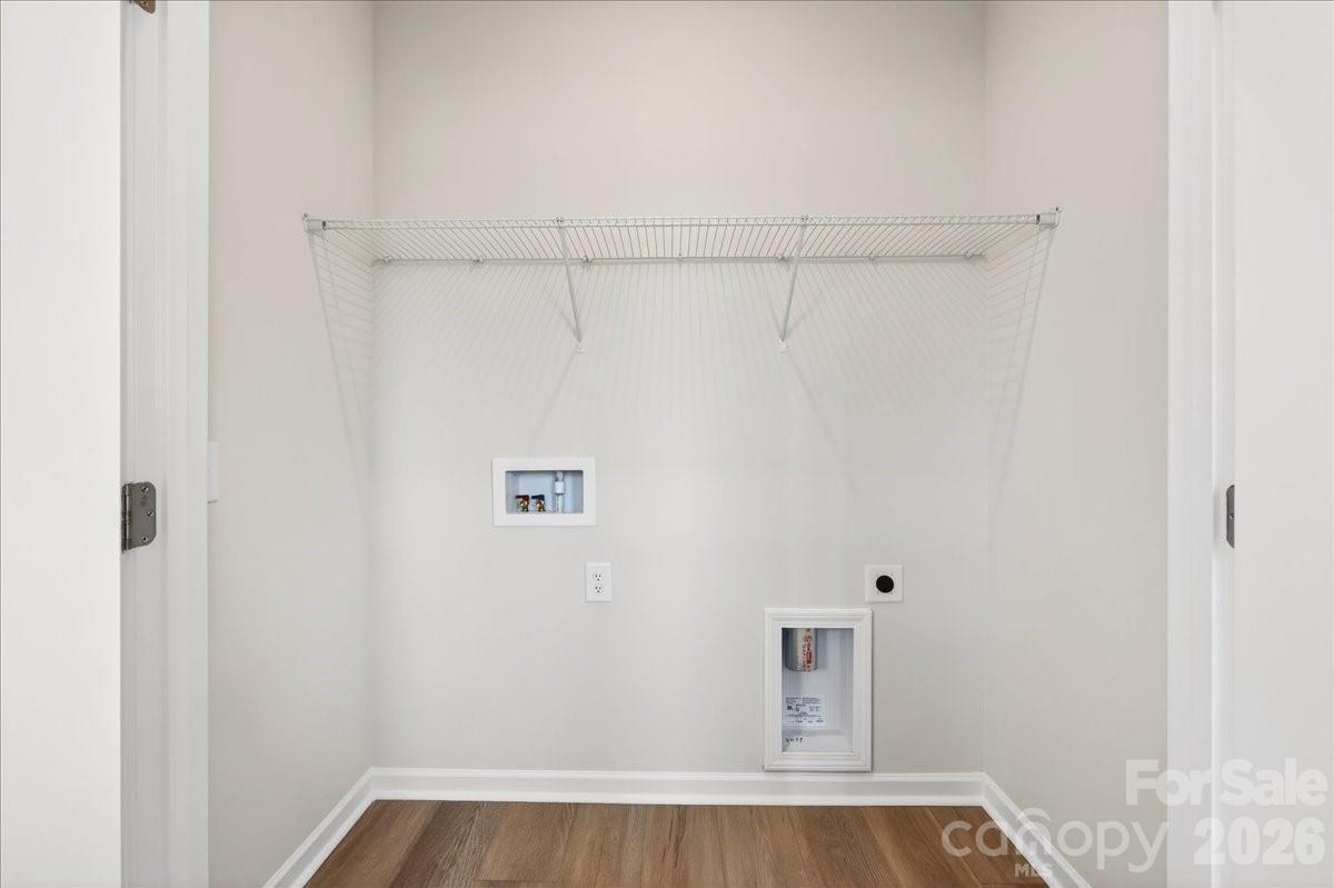 6057 Longar Lane — Charlotte