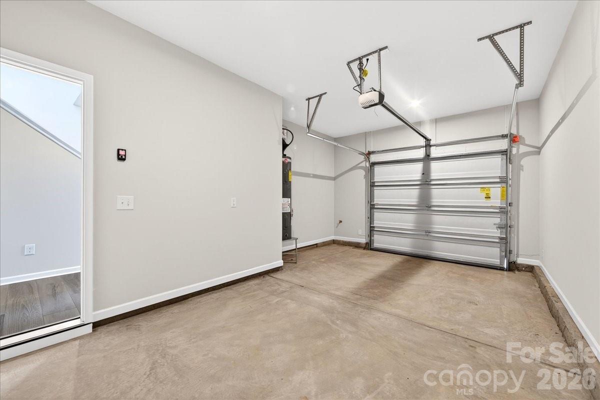 6057 Longar Lane — Charlotte