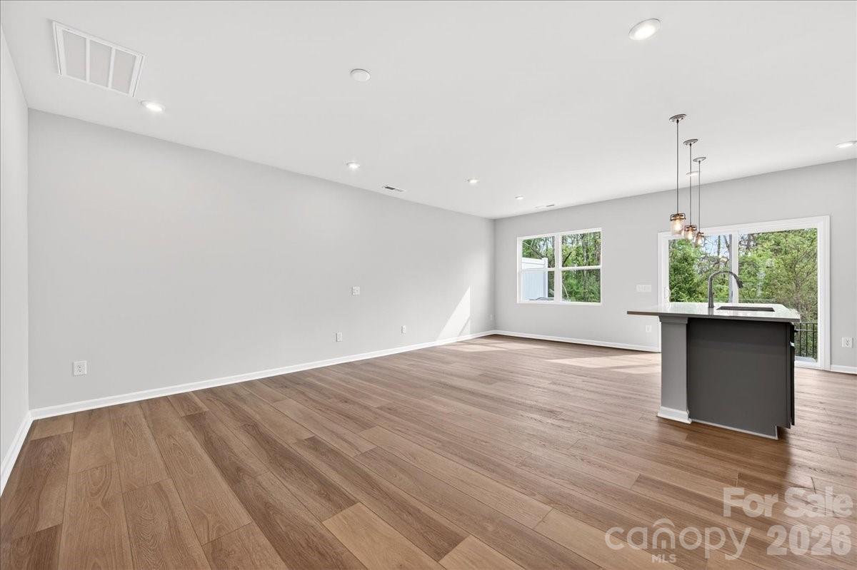 6057 Longar Lane — Charlotte