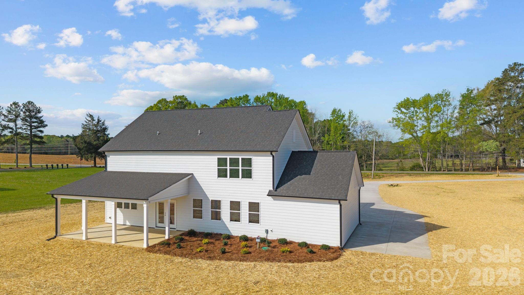2435 wolf pond Road #2 — Monroe