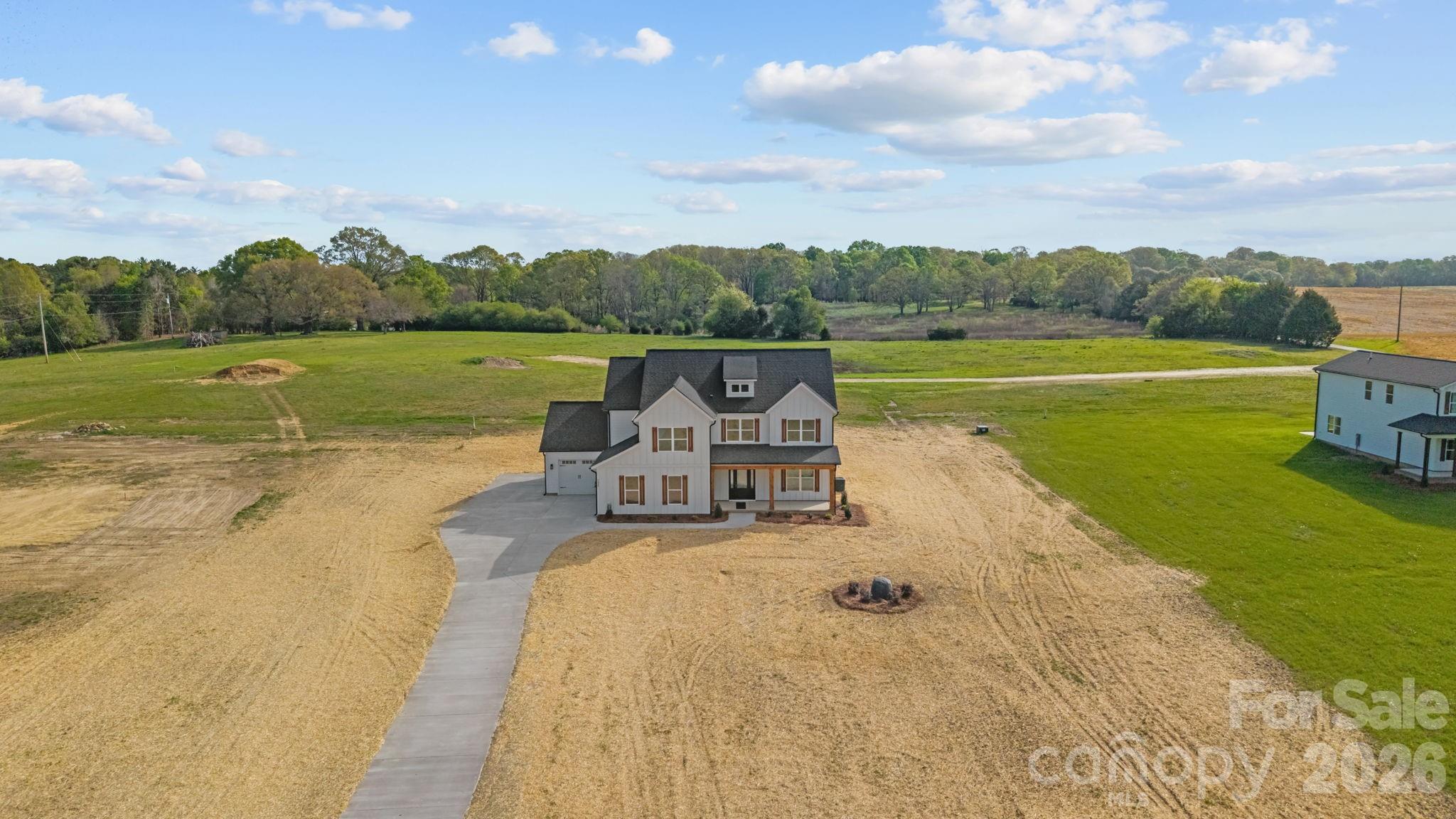 2435 wolf pond Road #2 — Monroe