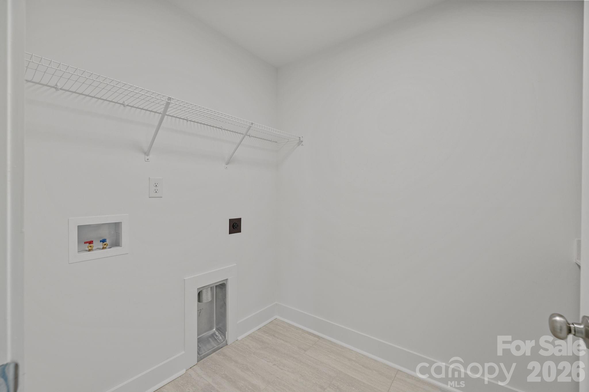 2435 wolf pond Road #2 — Monroe