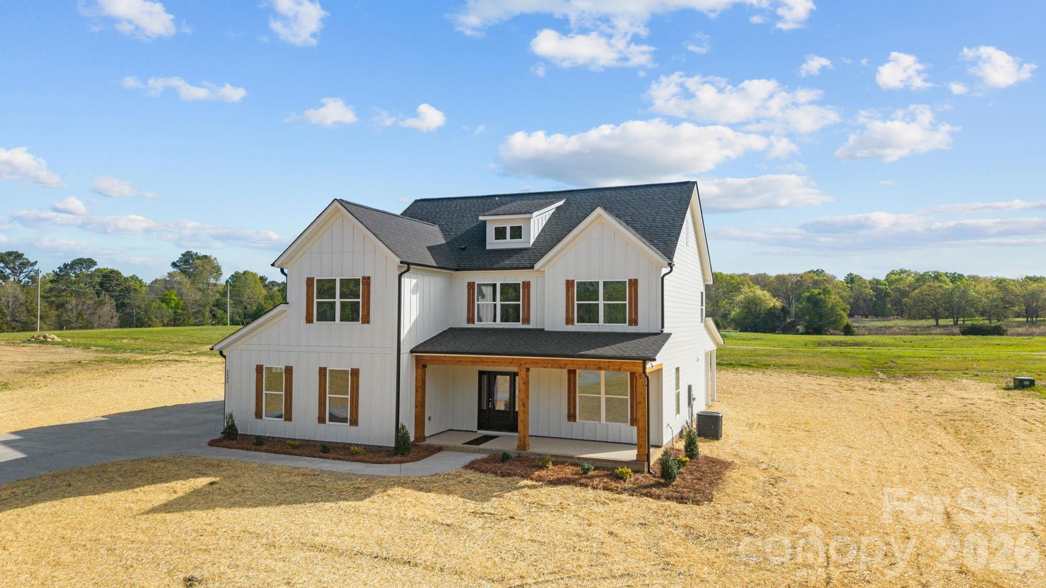 2435 wolf pond Road #2 — Monroe