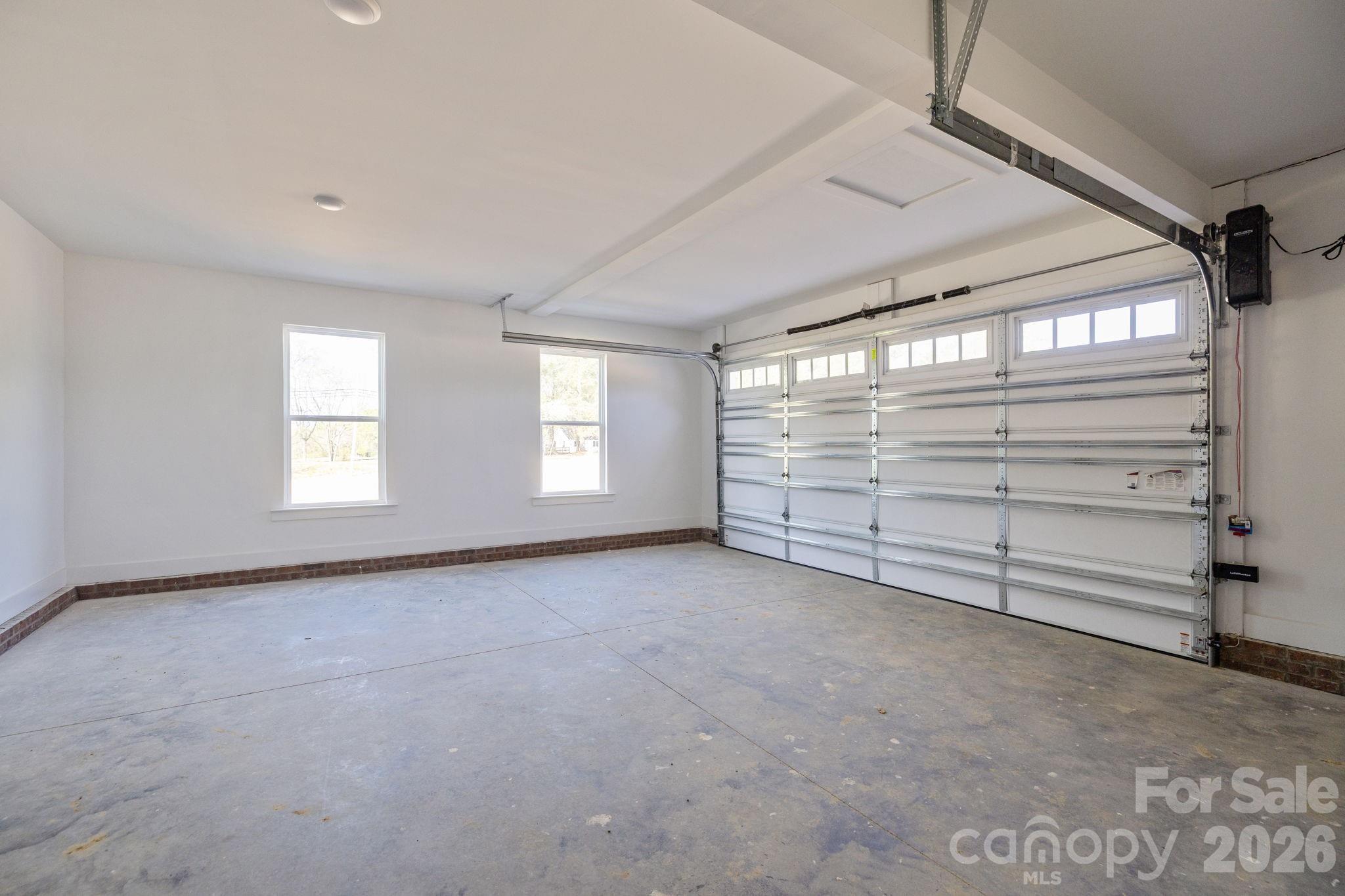 2435 wolf pond Road #2 — Monroe
