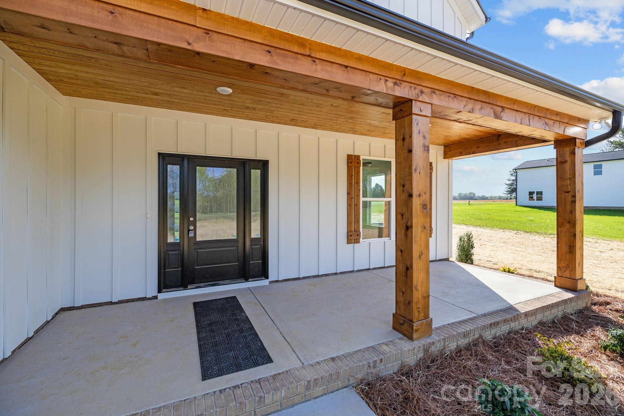 2435 wolf pond Road #2 — Monroe