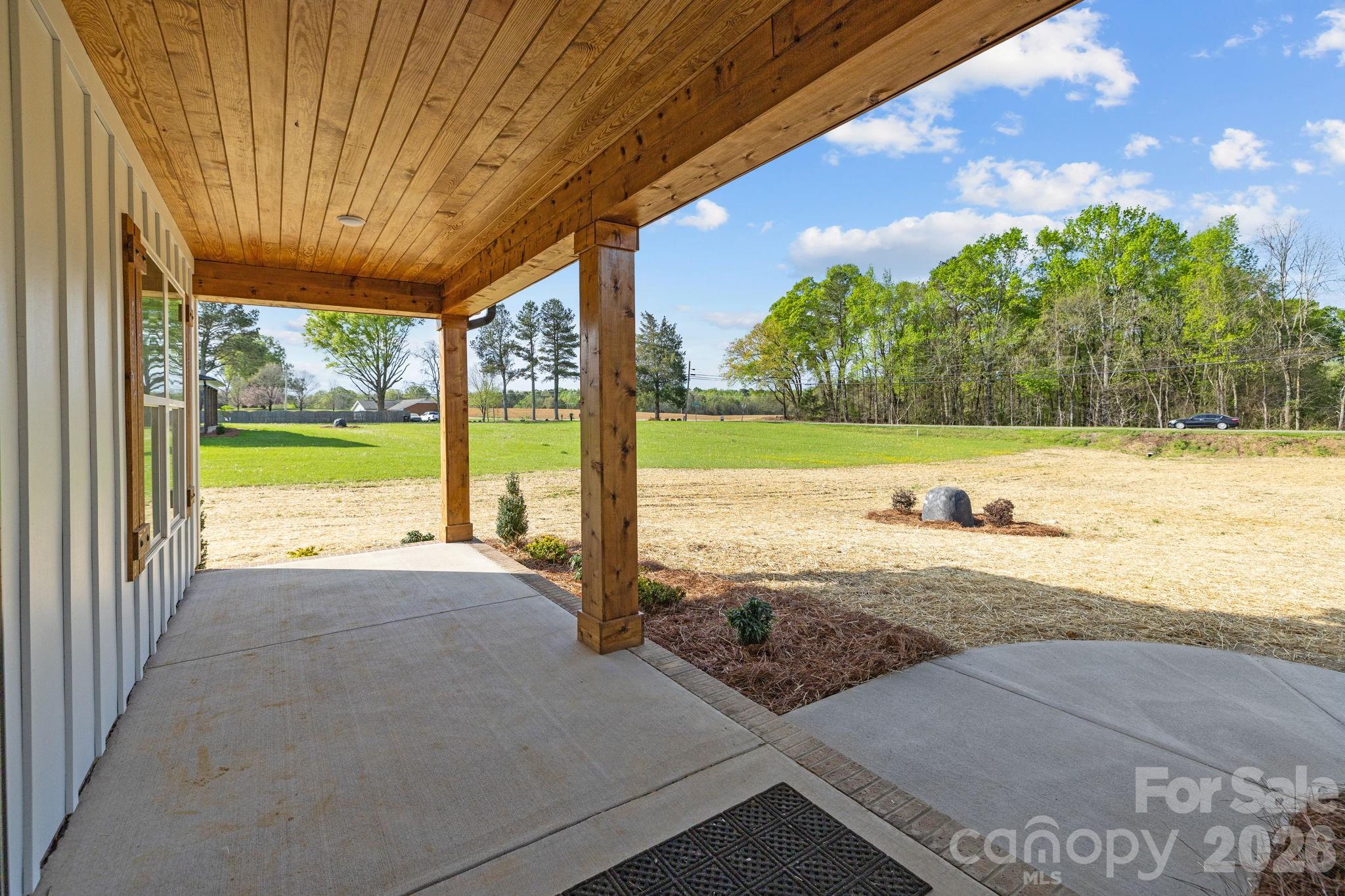 2435 wolf pond Road #2 — Monroe