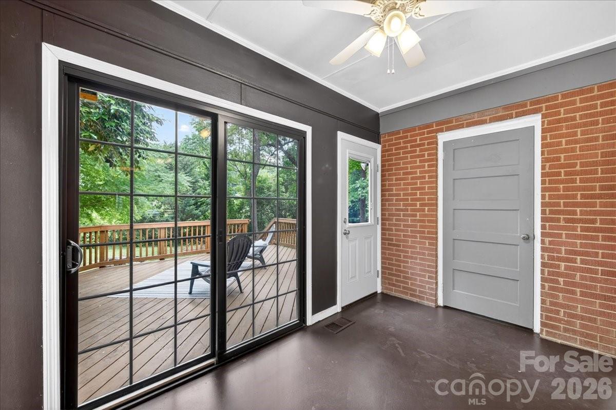 5413 Gwynne Avenue — Charlotte